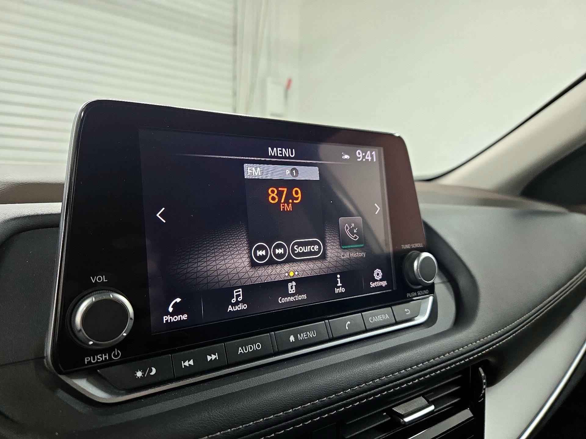 Thumbnail: 2023 Nissan Rogue - 15