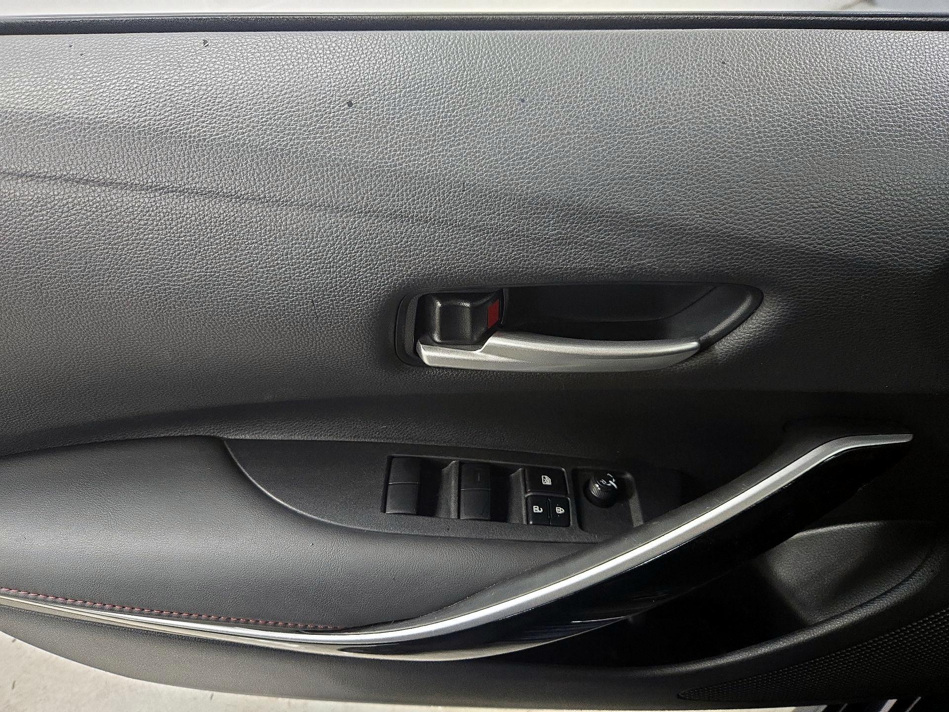 Thumbnail: 2023 Toyota Corolla - 12