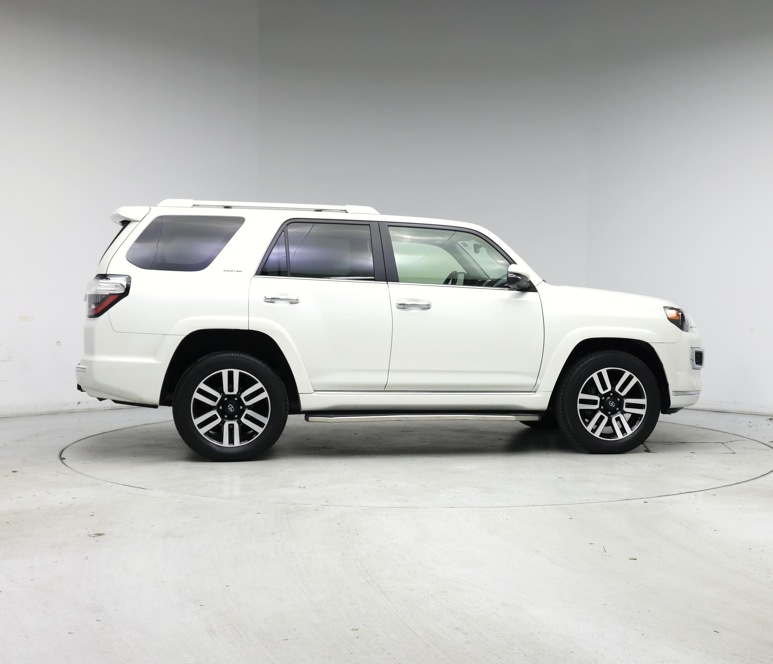 Thumbnail: 2023 Toyota 4Runner - 7