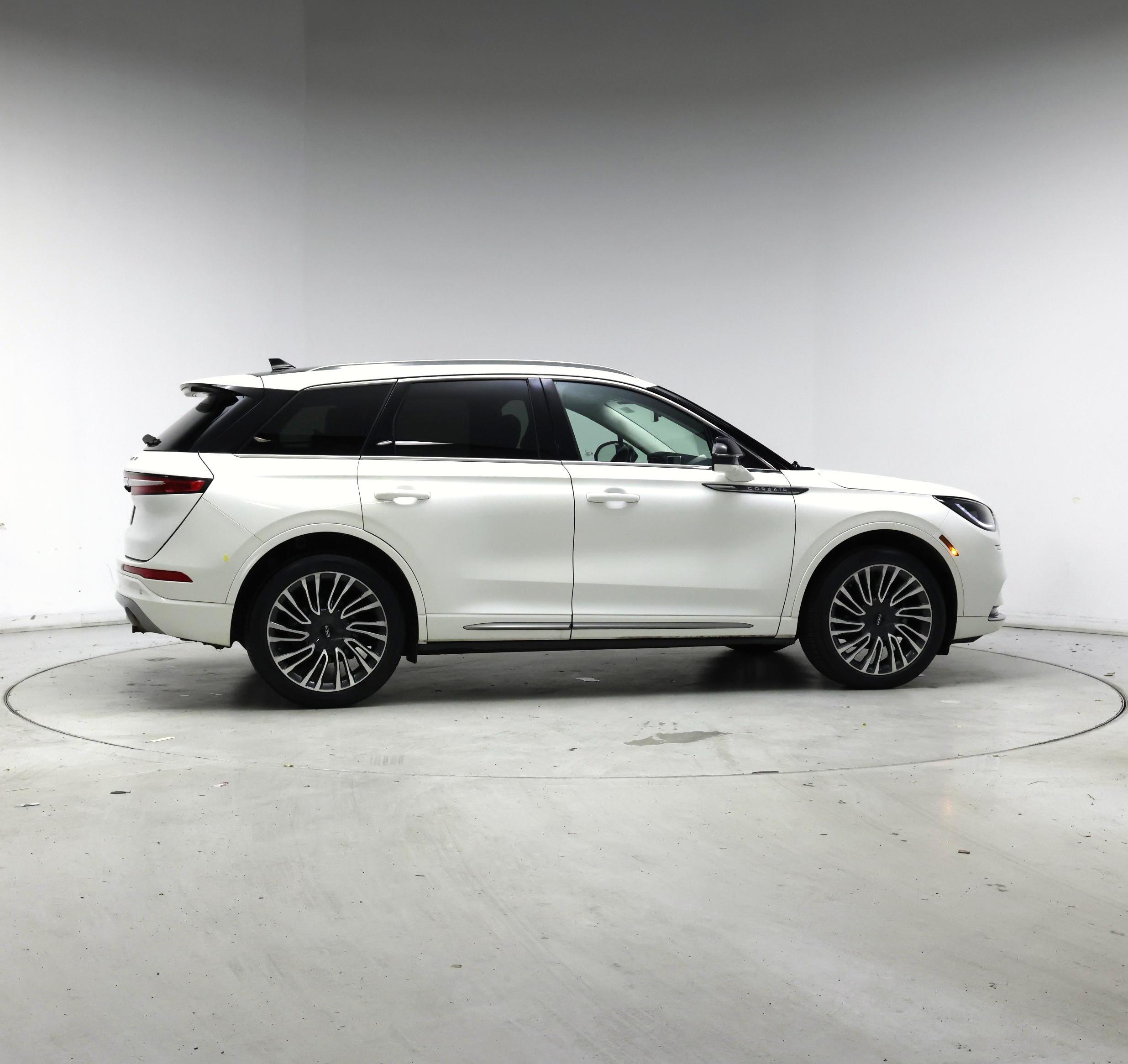 Thumbnail: 2020 Lincoln Corsair - 7