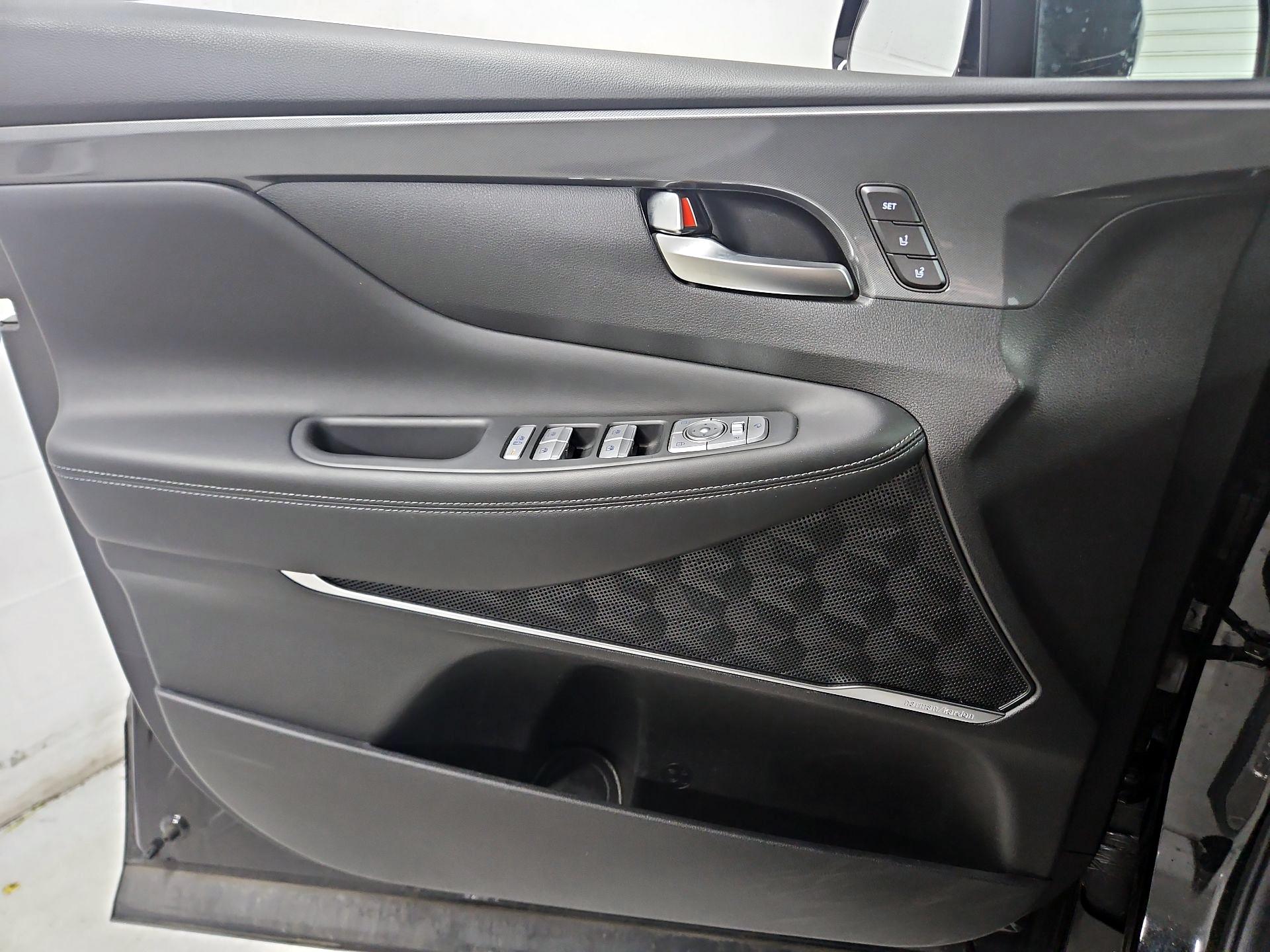 Thumbnail: 2023 Hyundai Santa Fe - 12