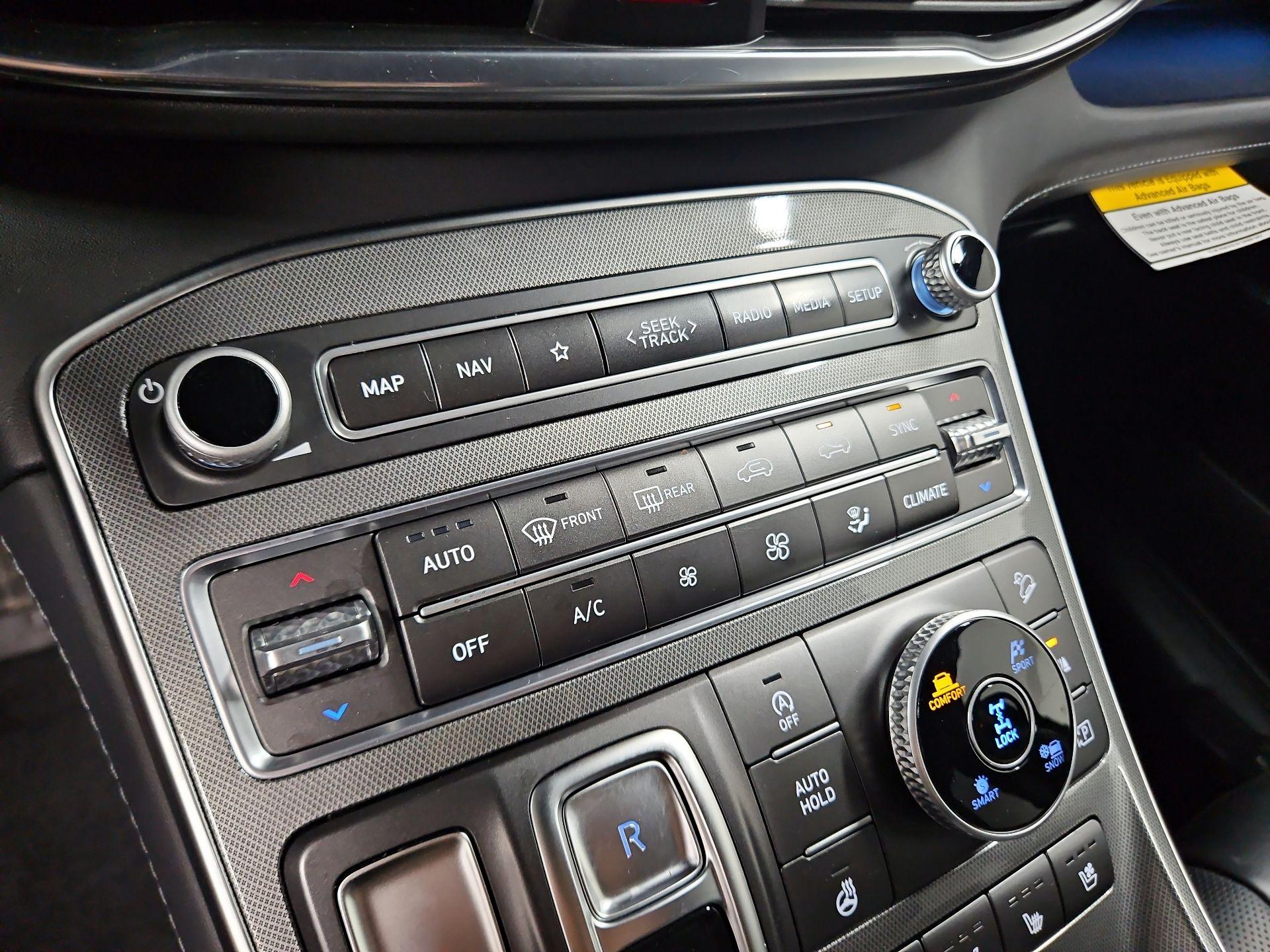 Thumbnail: 2023 Hyundai Santa Fe - 17