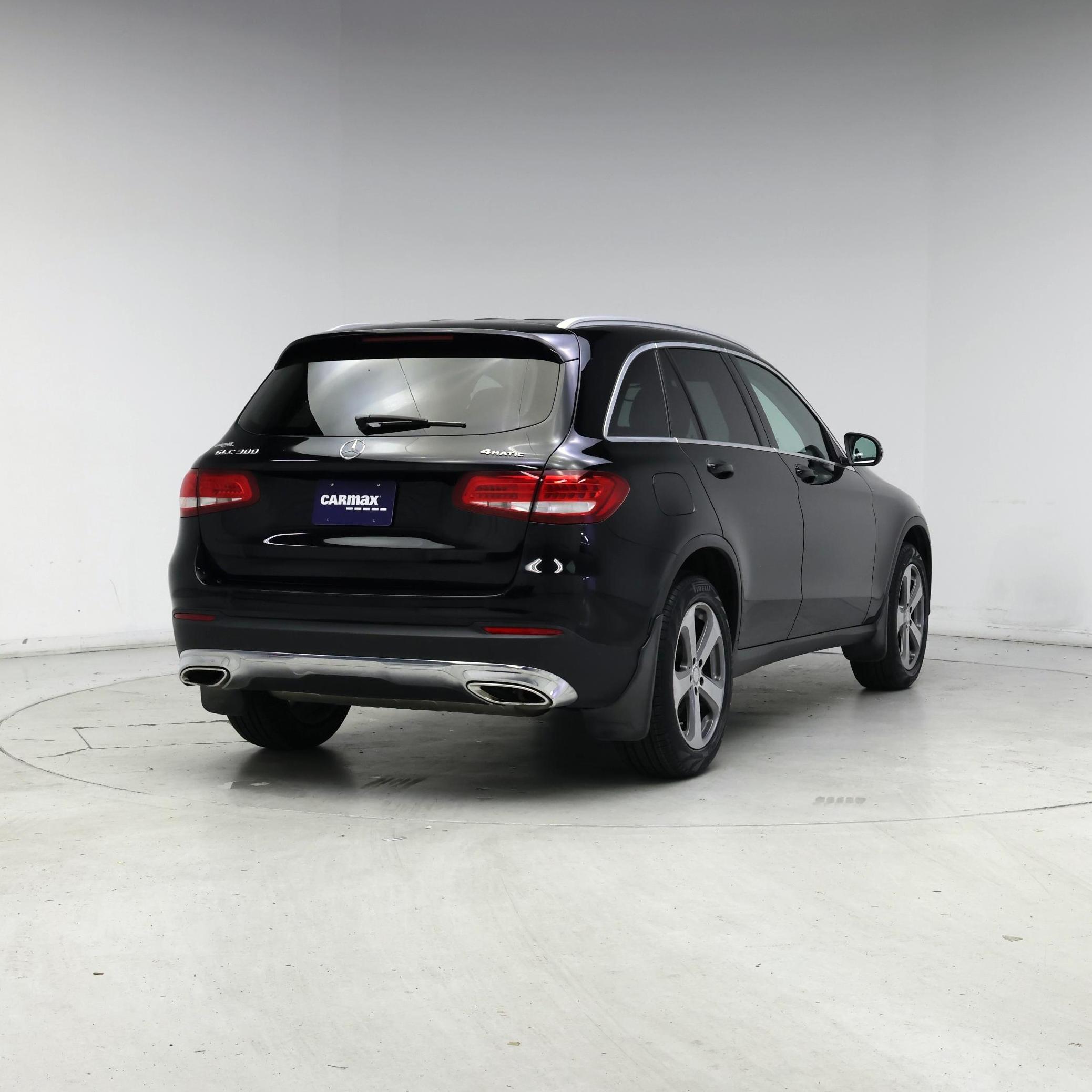 Thumbnail: 2017 Mercedes-Benz GLC - 8