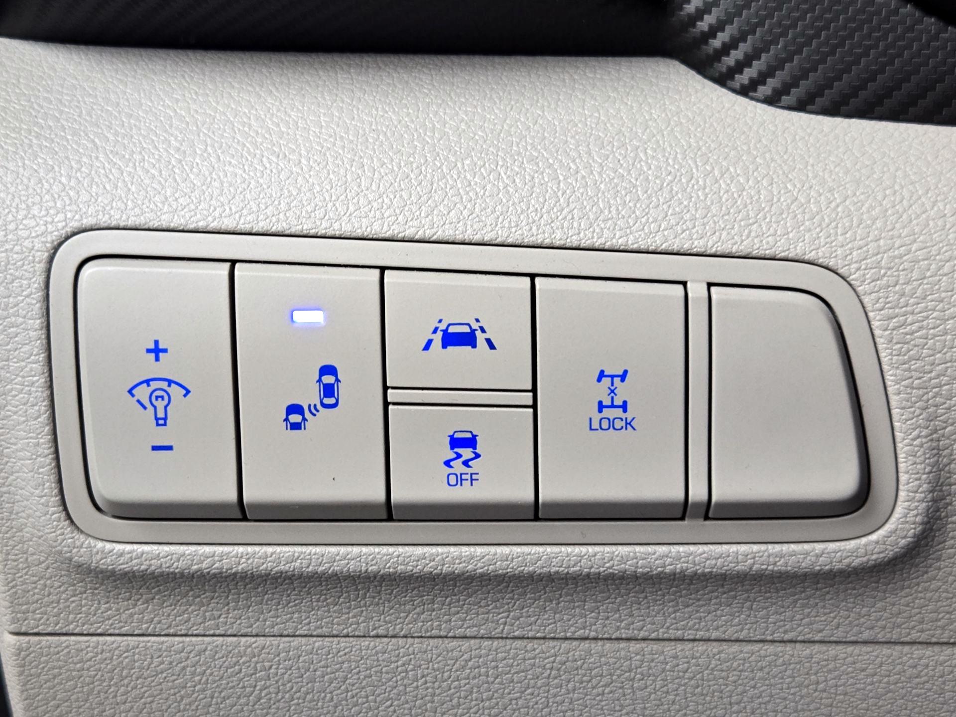 Thumbnail: 2020 Hyundai Tucson - 13