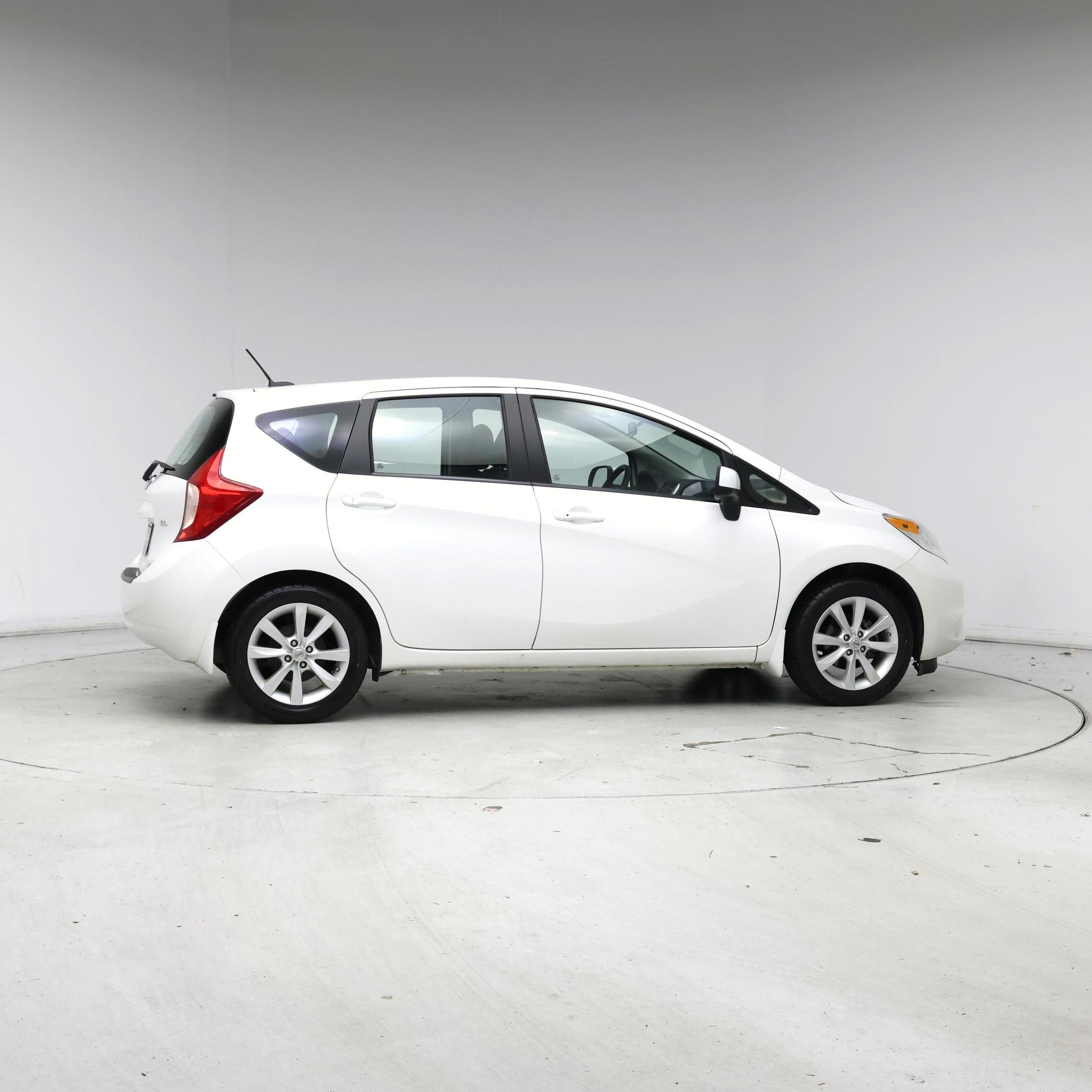 Thumbnail: 2014 Nissan Versa Note - 7