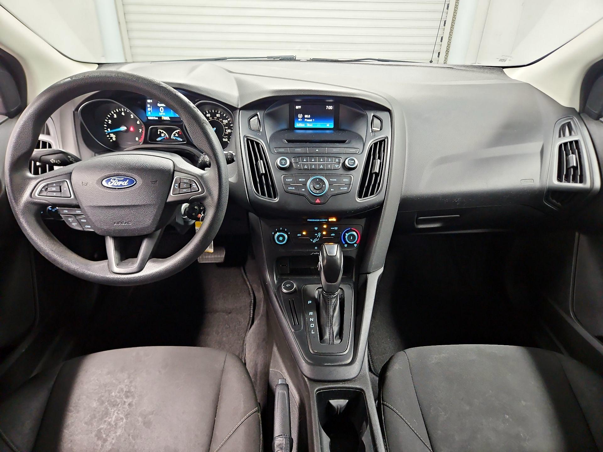 Thumbnail: 2016 Ford Focus - 9