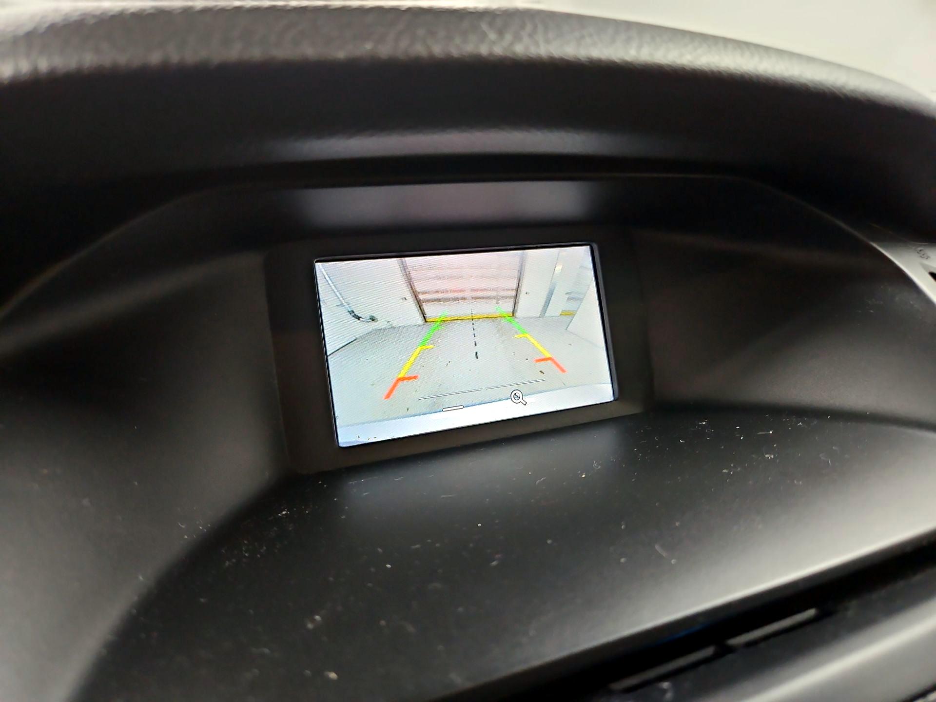 Thumbnail: 2016 Ford Focus - 14