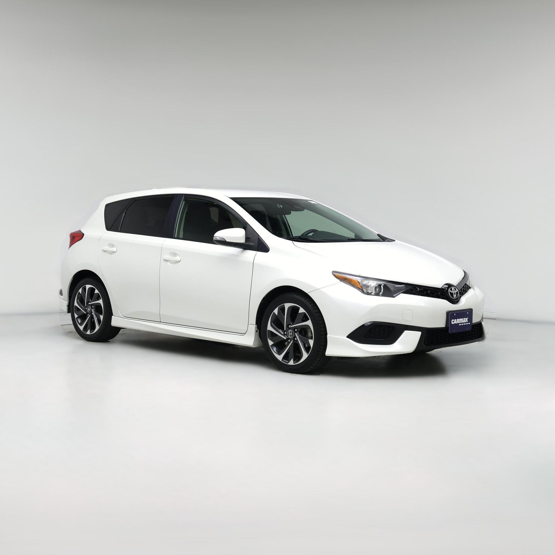 Thumbnail: 2018 Toyota Corolla iM - 1