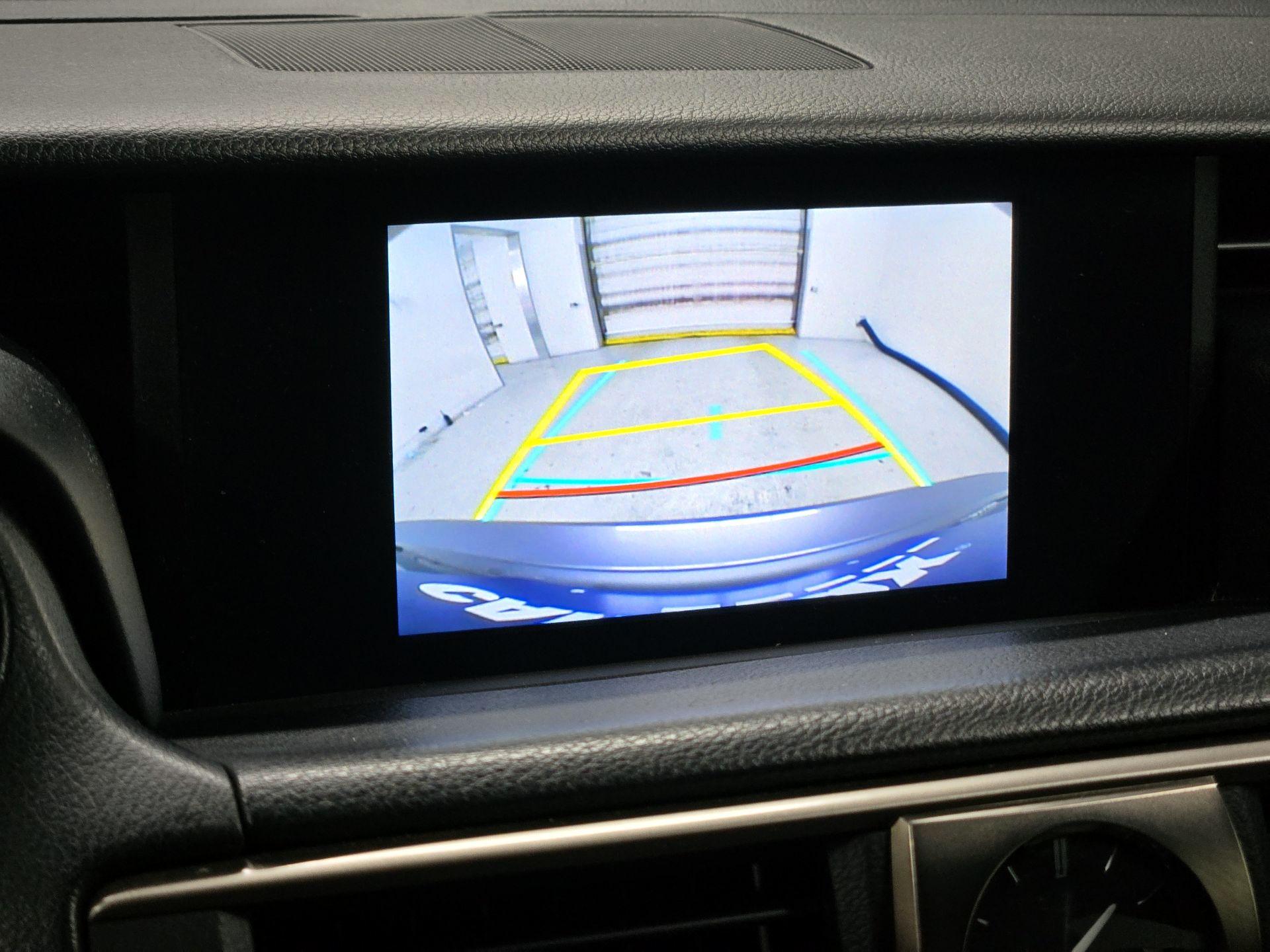 Thumbnail: 2019 Lexus IS - 14