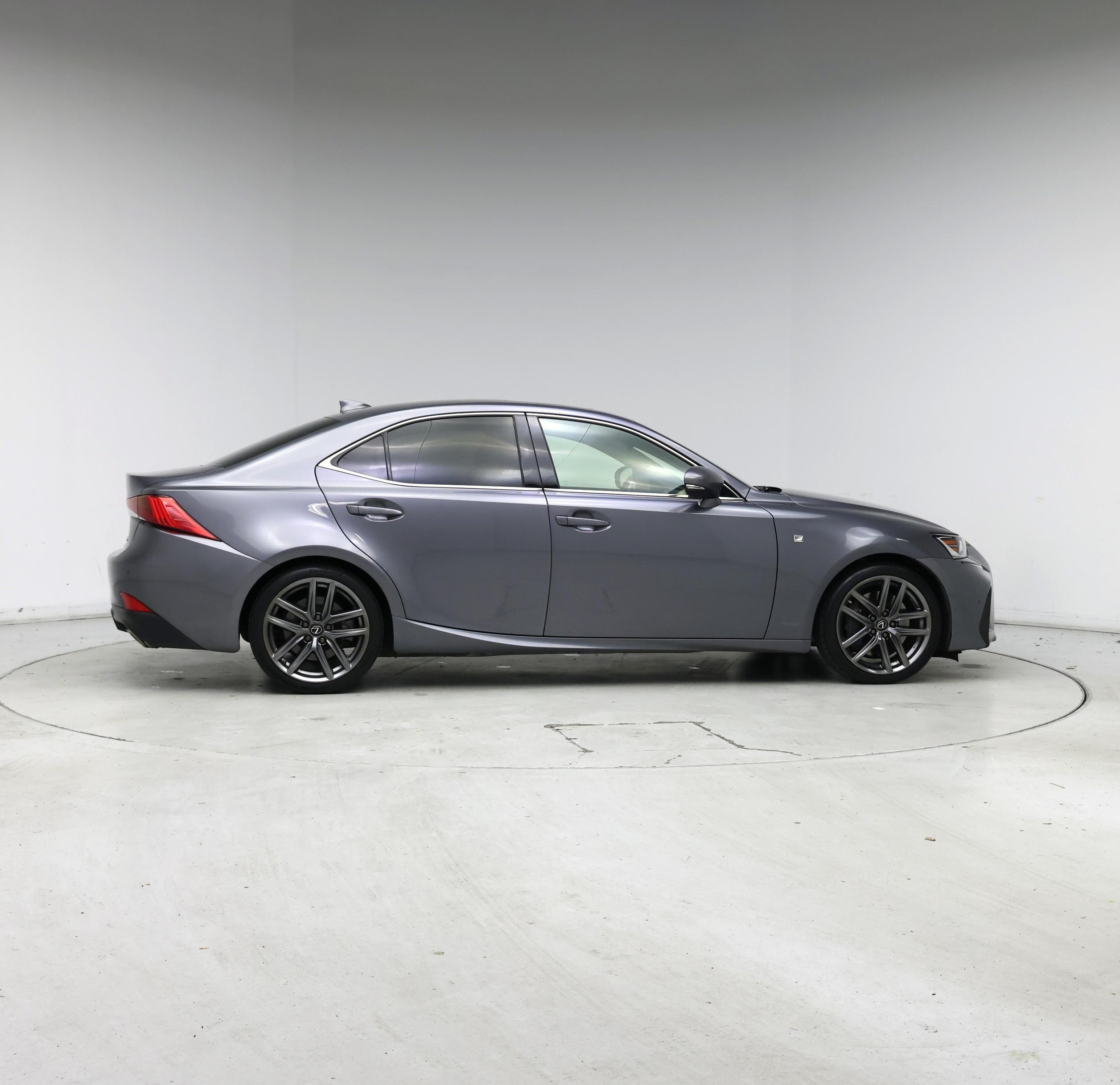 Thumbnail: 2019 Lexus IS - 7