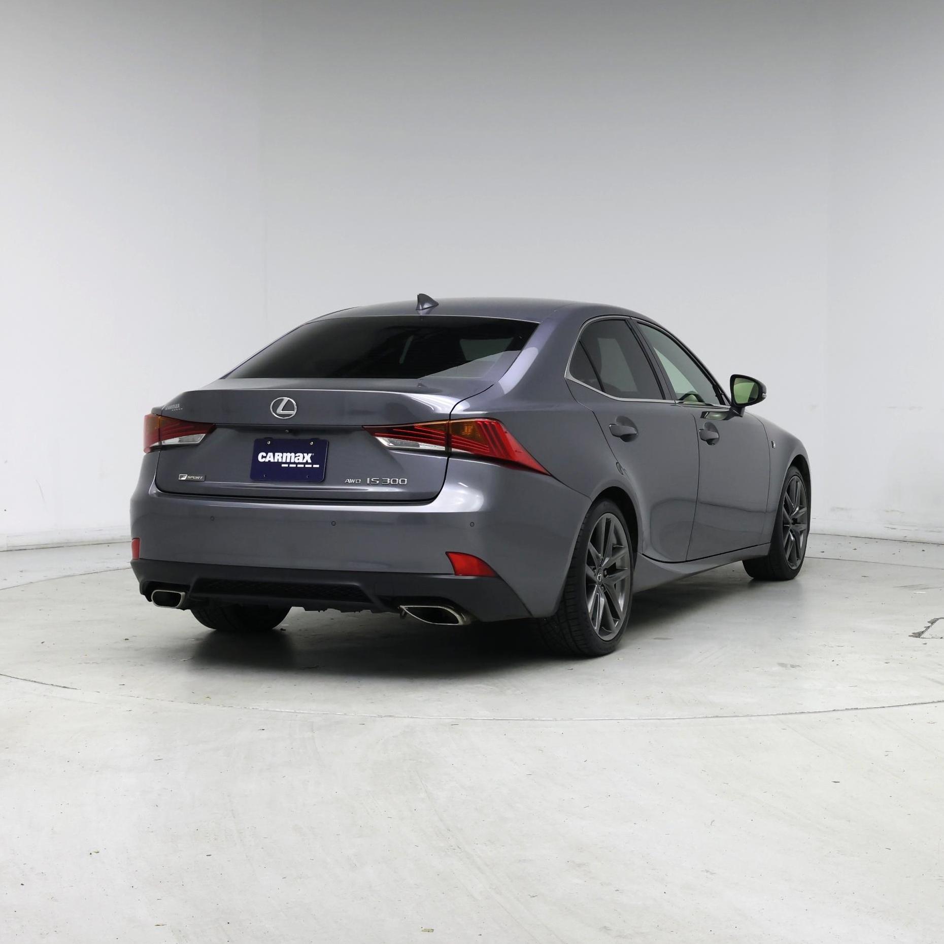 Thumbnail: 2019 Lexus IS - 8