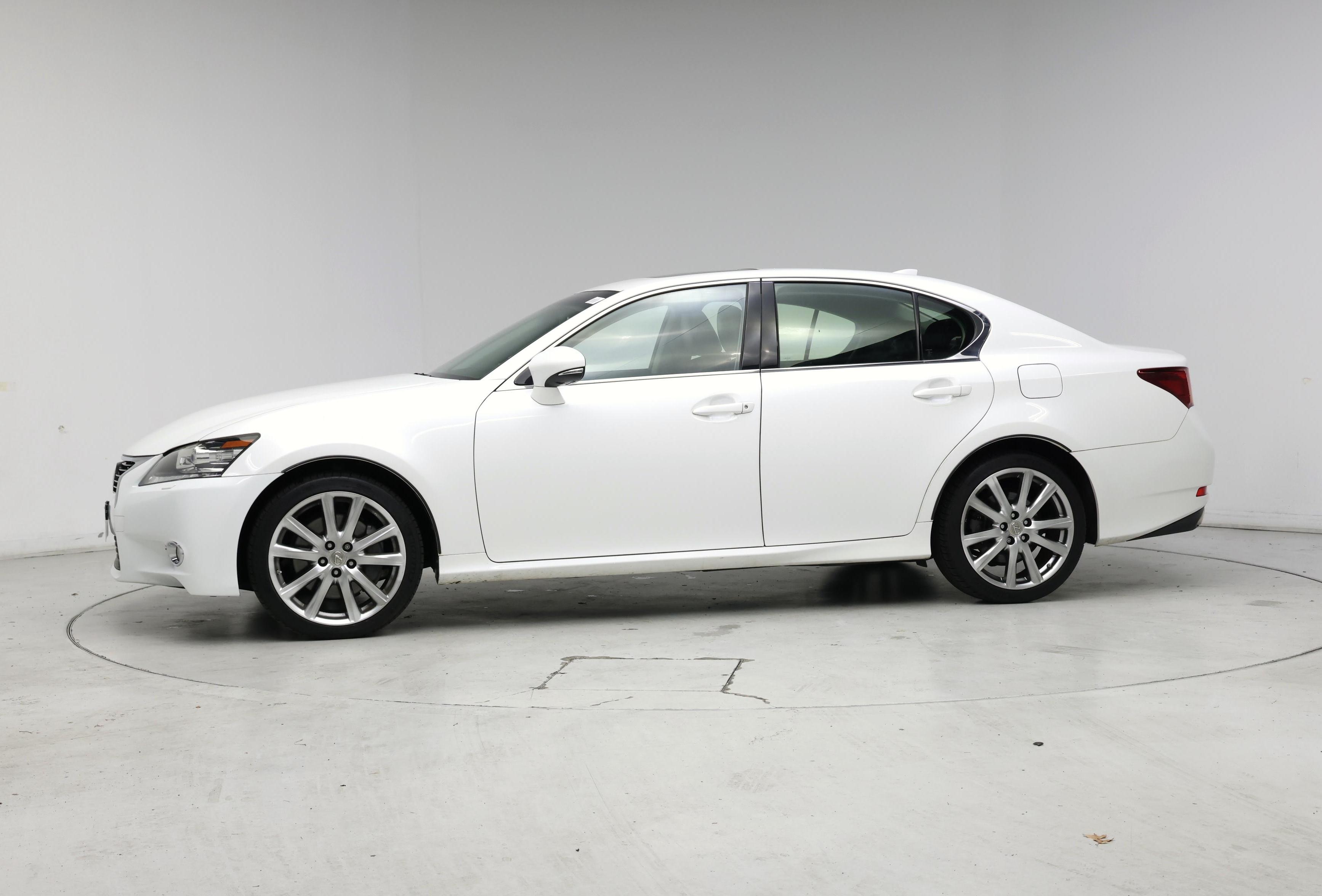 Thumbnail: 2015 Lexus GS - 3