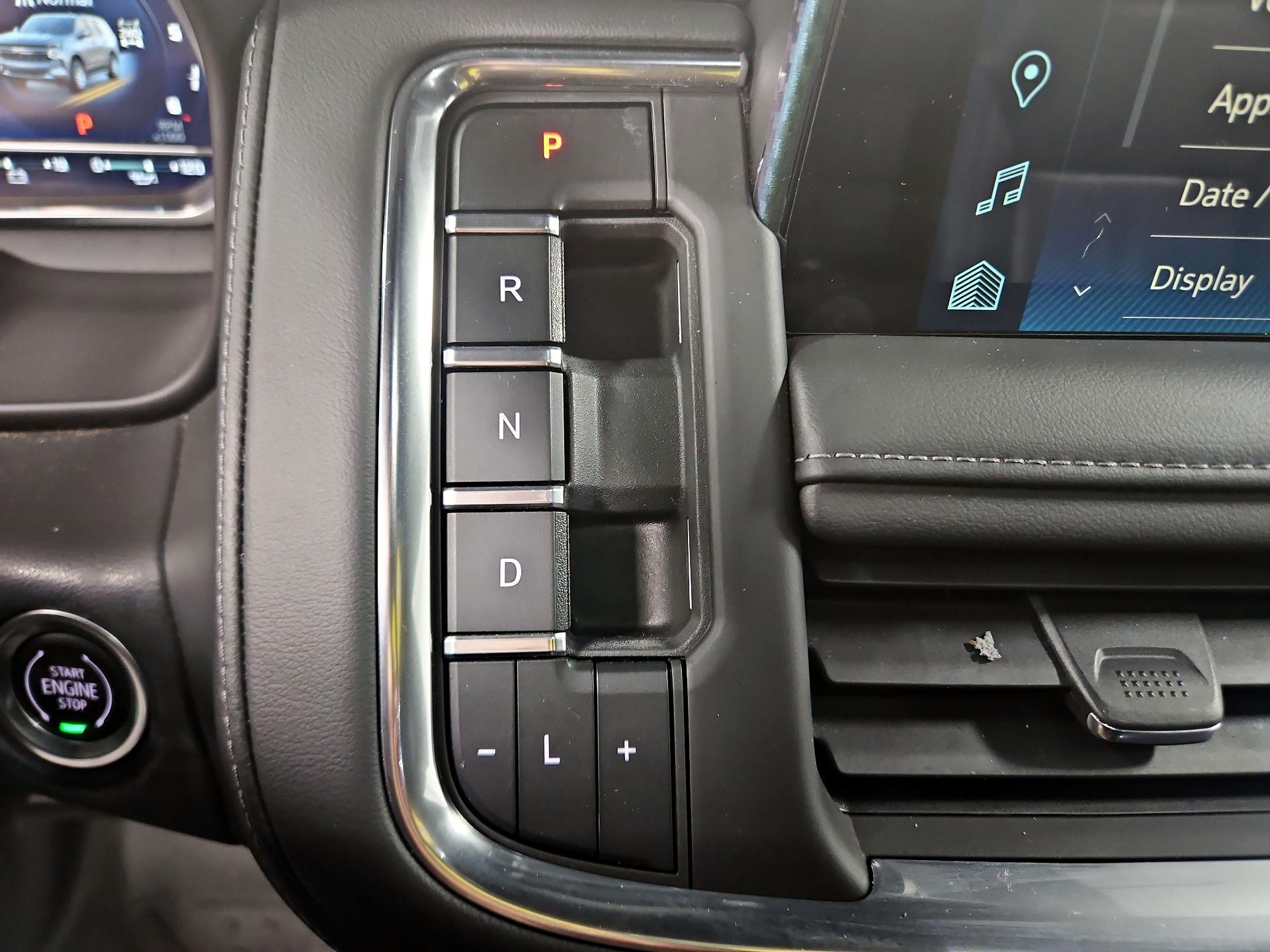 Thumbnail: 2022 Chevrolet Tahoe - 17