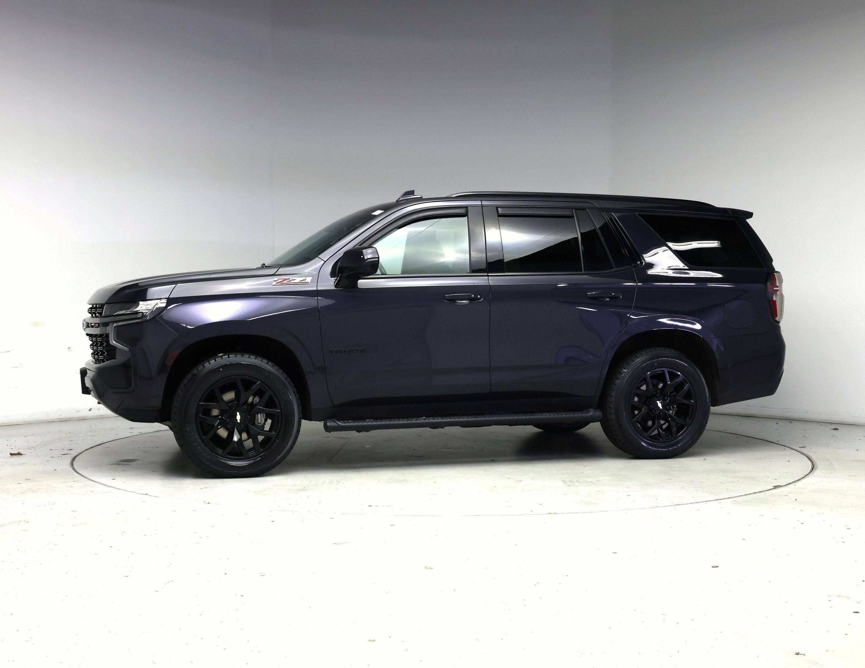Thumbnail: 2022 Chevrolet Tahoe - 3