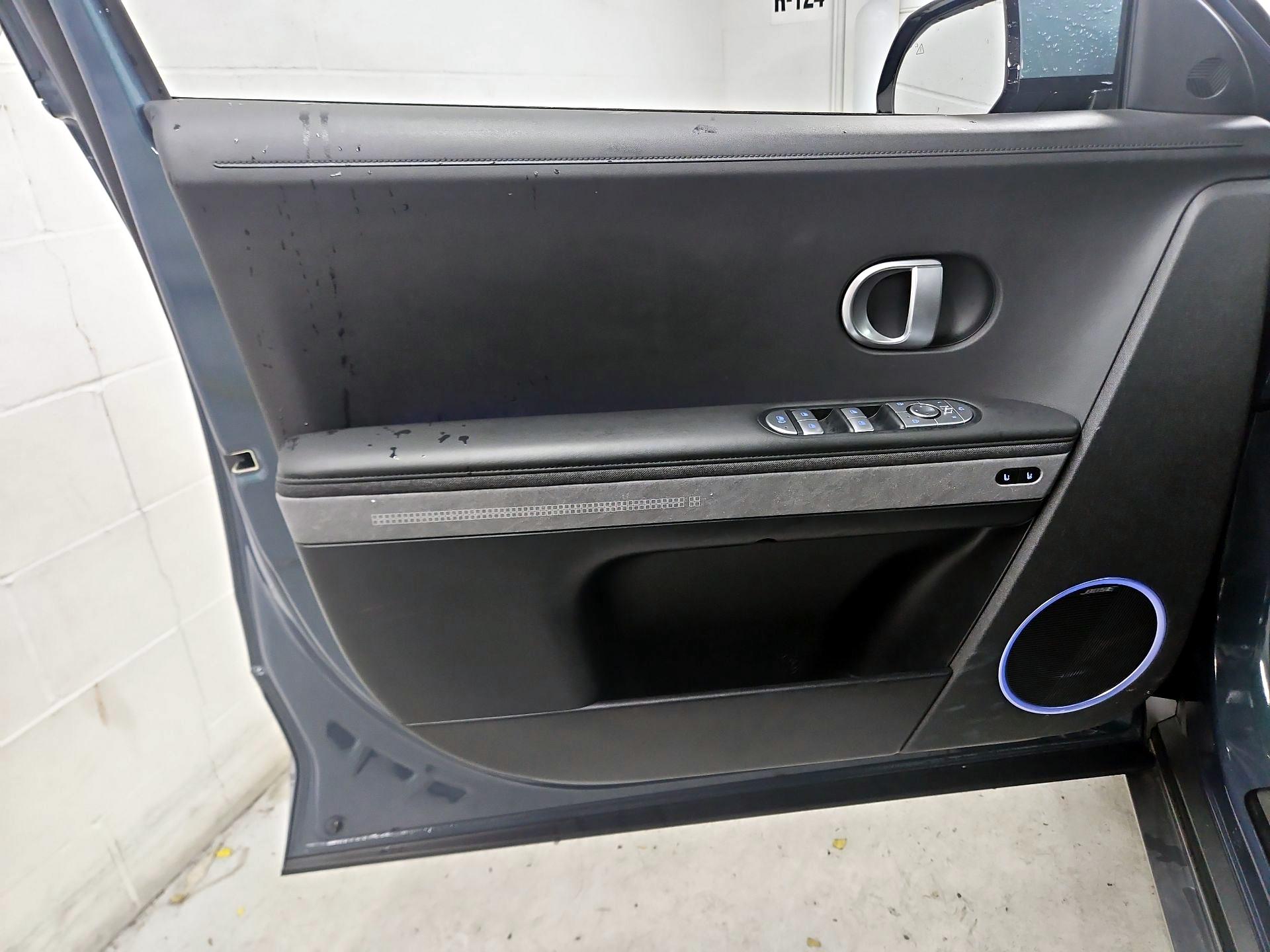 Thumbnail: 2024 Hyundai Ioniq 5 - 12