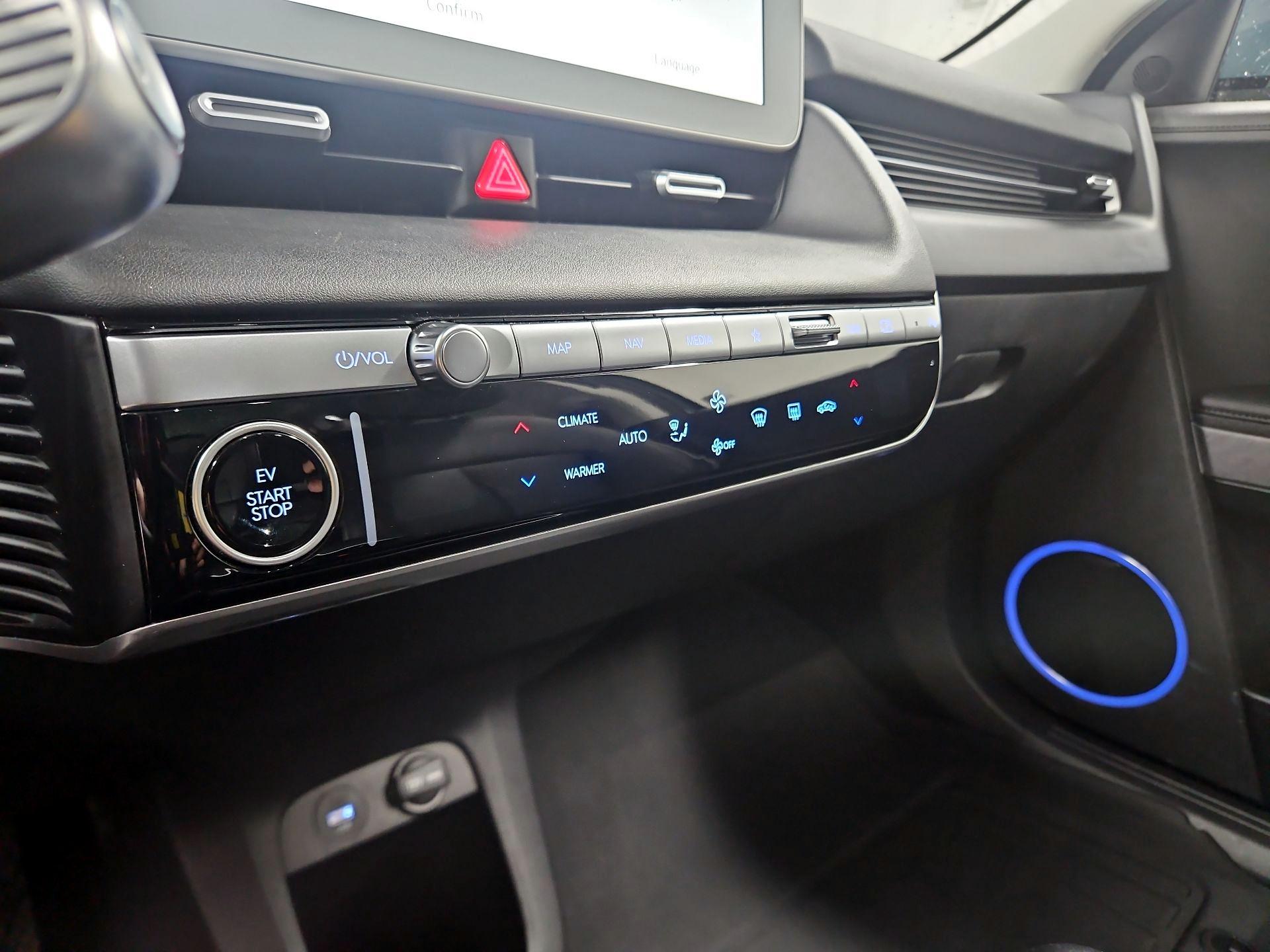 Thumbnail: 2024 Hyundai Ioniq 5 - 17