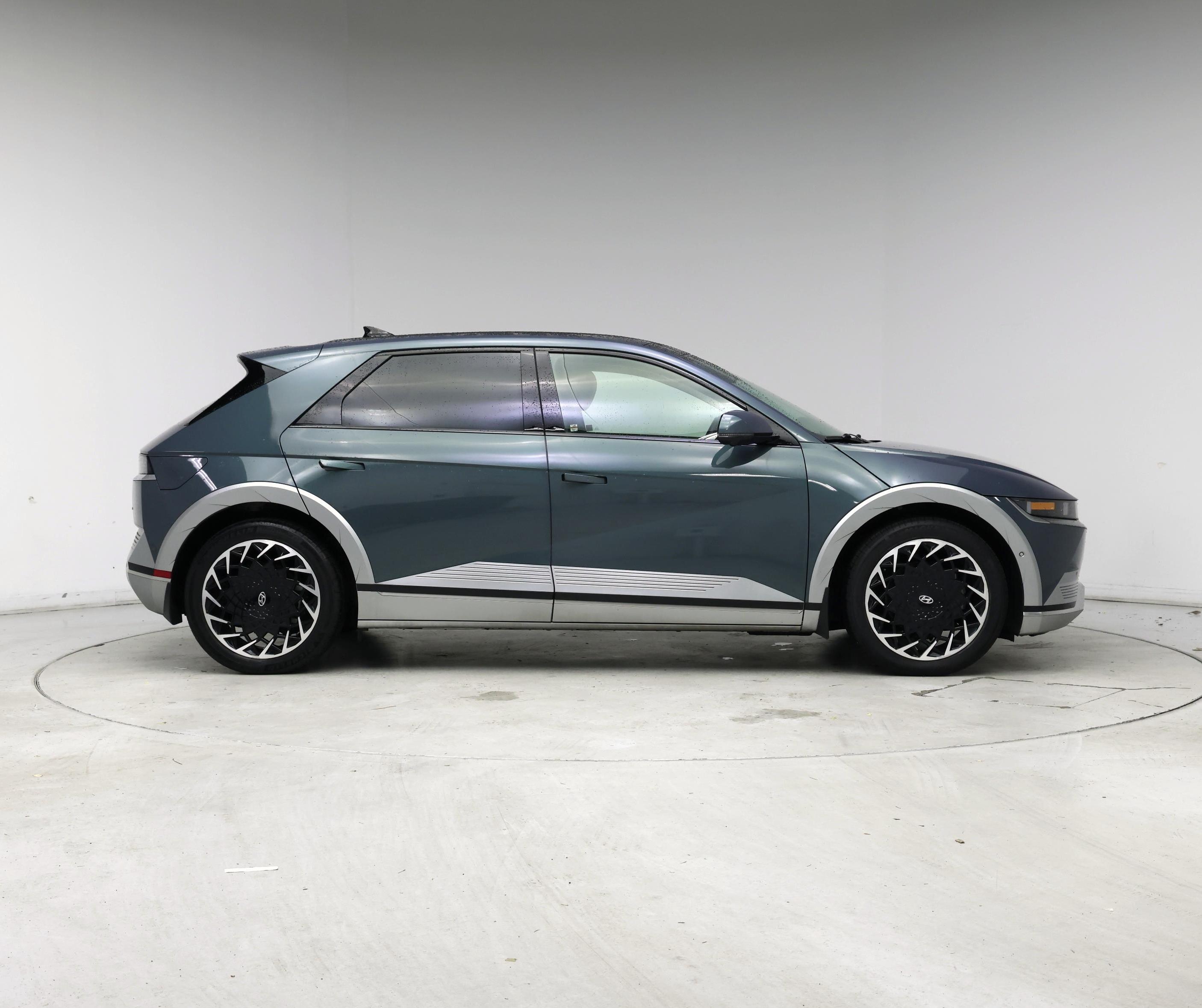 Thumbnail: 2024 Hyundai Ioniq 5 - 7