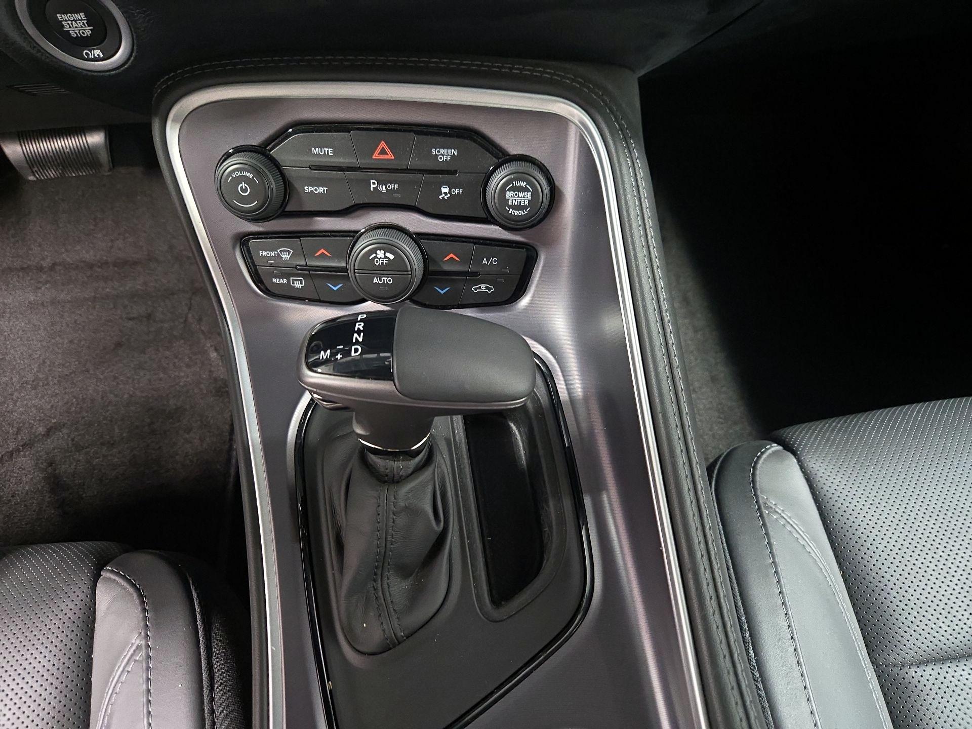 Thumbnail: 2019 Dodge Challenger - 18