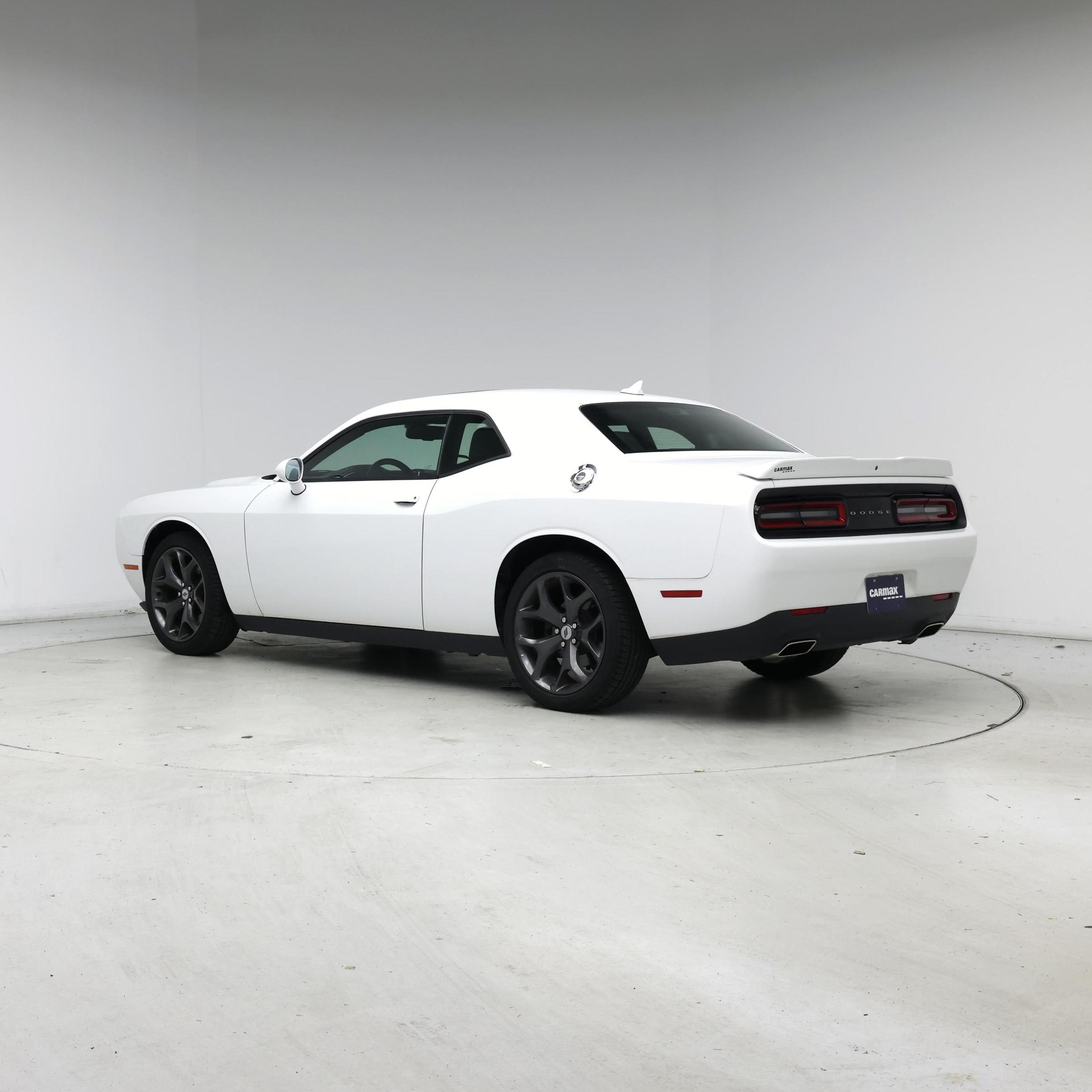 Thumbnail: 2019 Dodge Challenger - 2