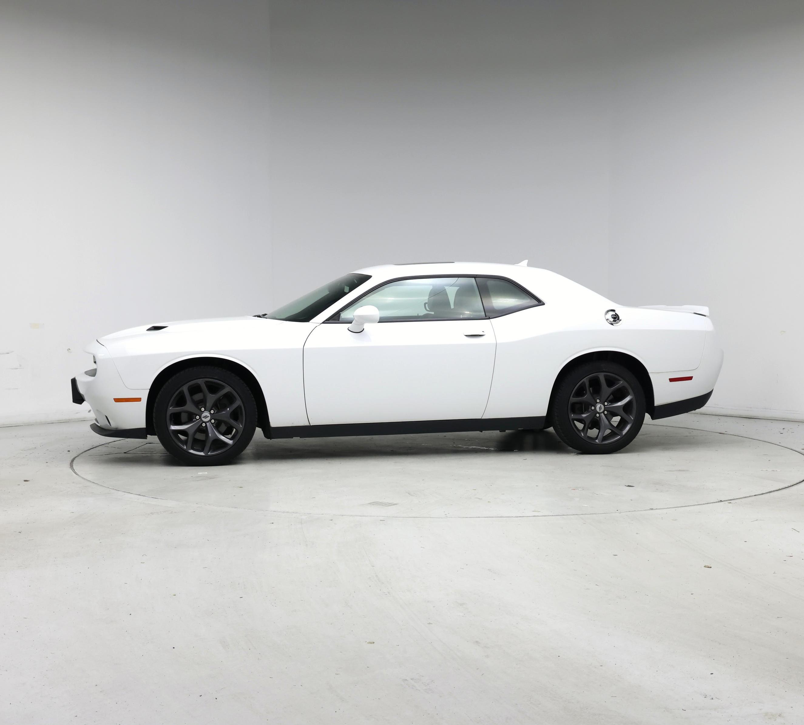 Thumbnail: 2019 Dodge Challenger - 3