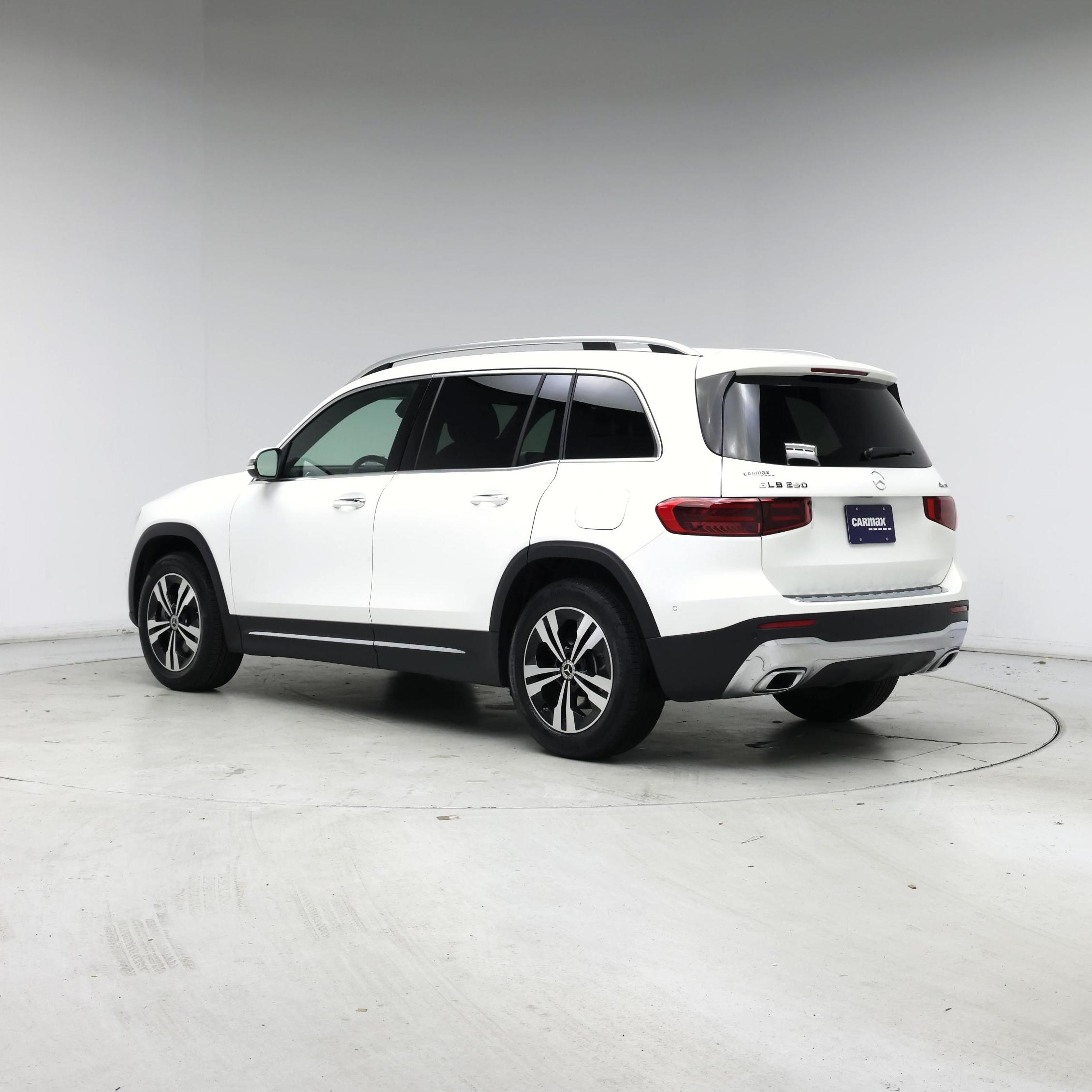 Thumbnail: 2025 Mercedes-Benz GLB - 2