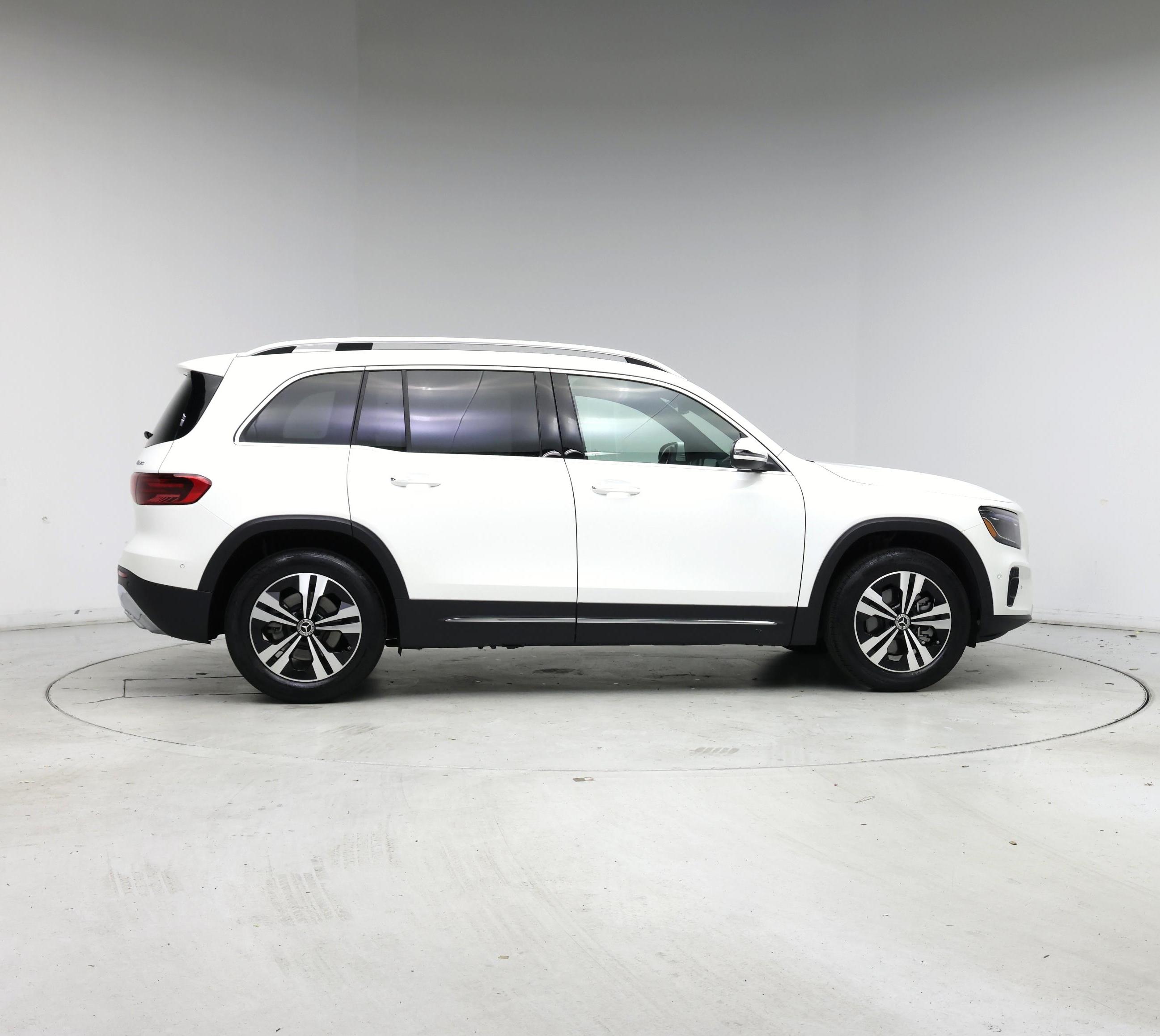 Thumbnail: 2025 Mercedes-Benz GLB - 7