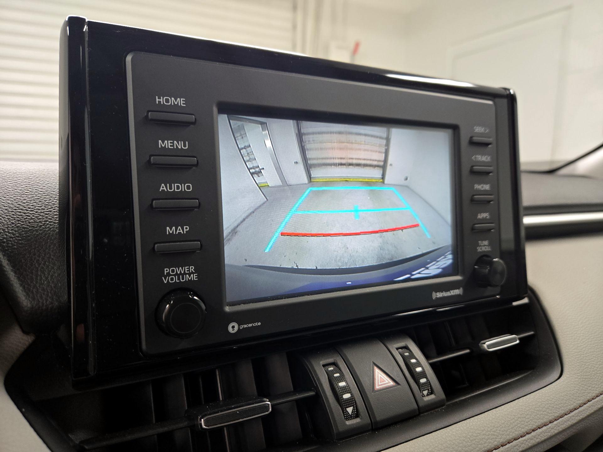 Thumbnail: 2022 Toyota RAV4 - 14