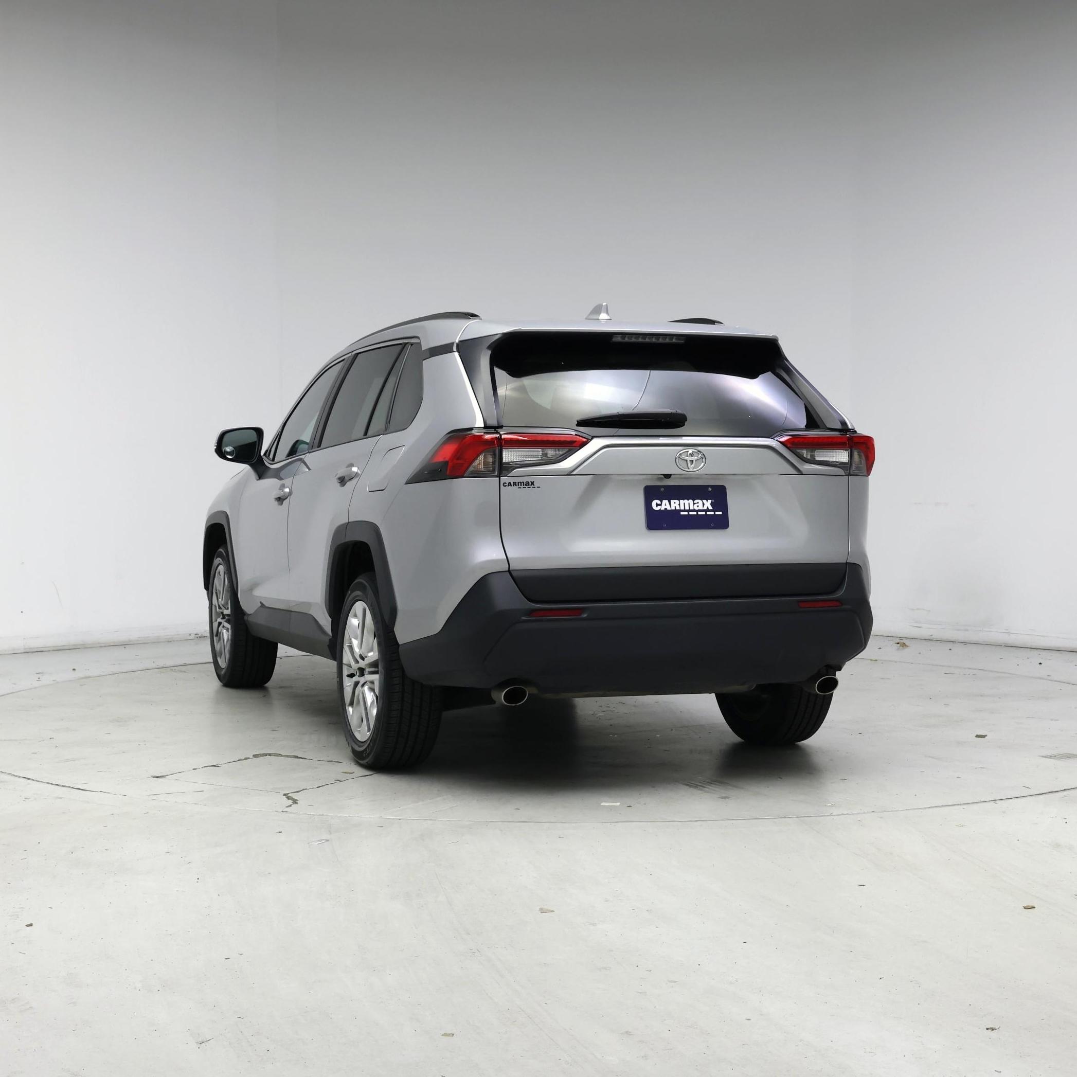 Thumbnail: 2022 Toyota RAV4 - 6