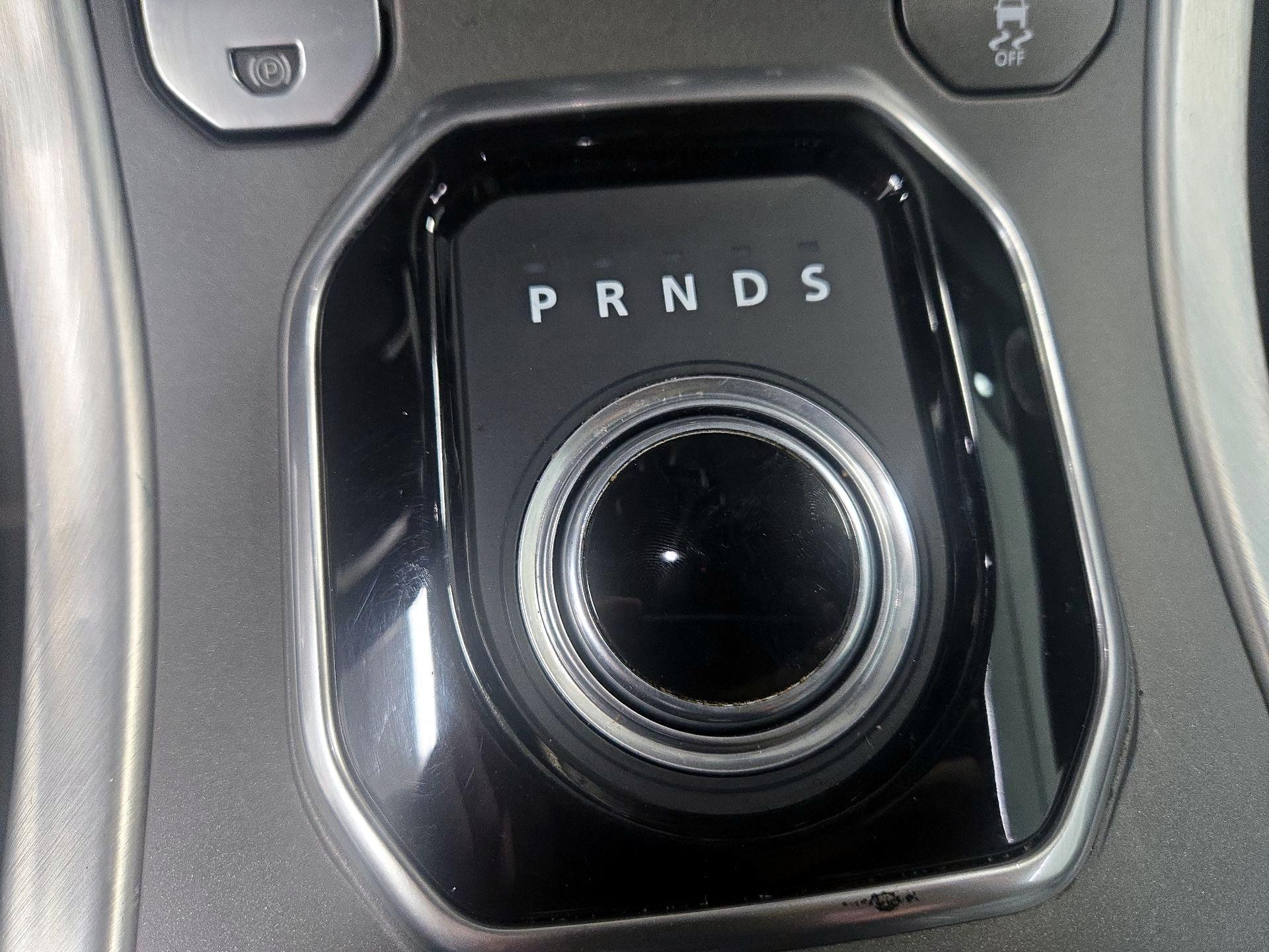 Thumbnail: 2016 Land Rover Range Rover Evoque - 18