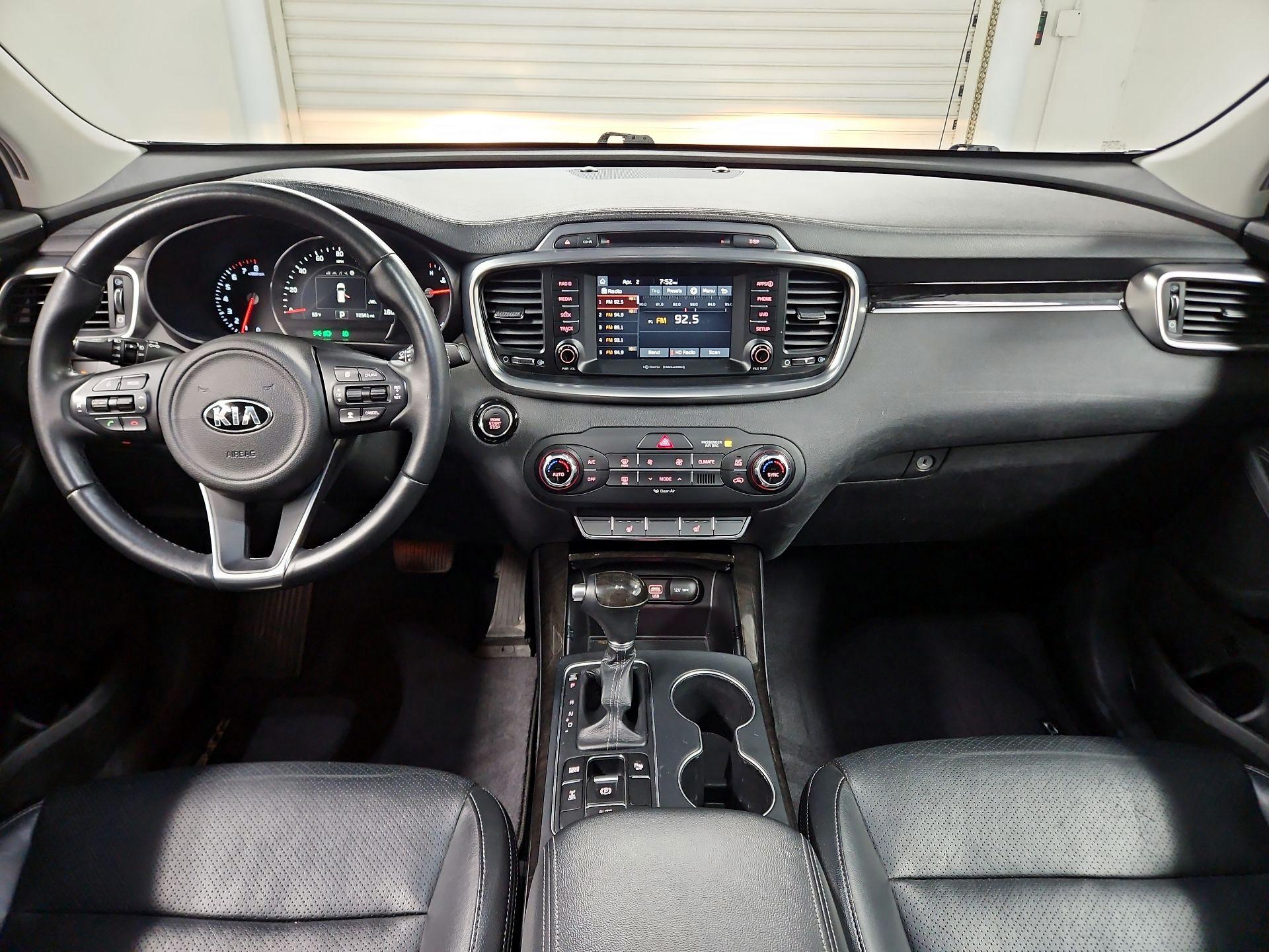 Thumbnail: 2018 Kia Sorento - 9