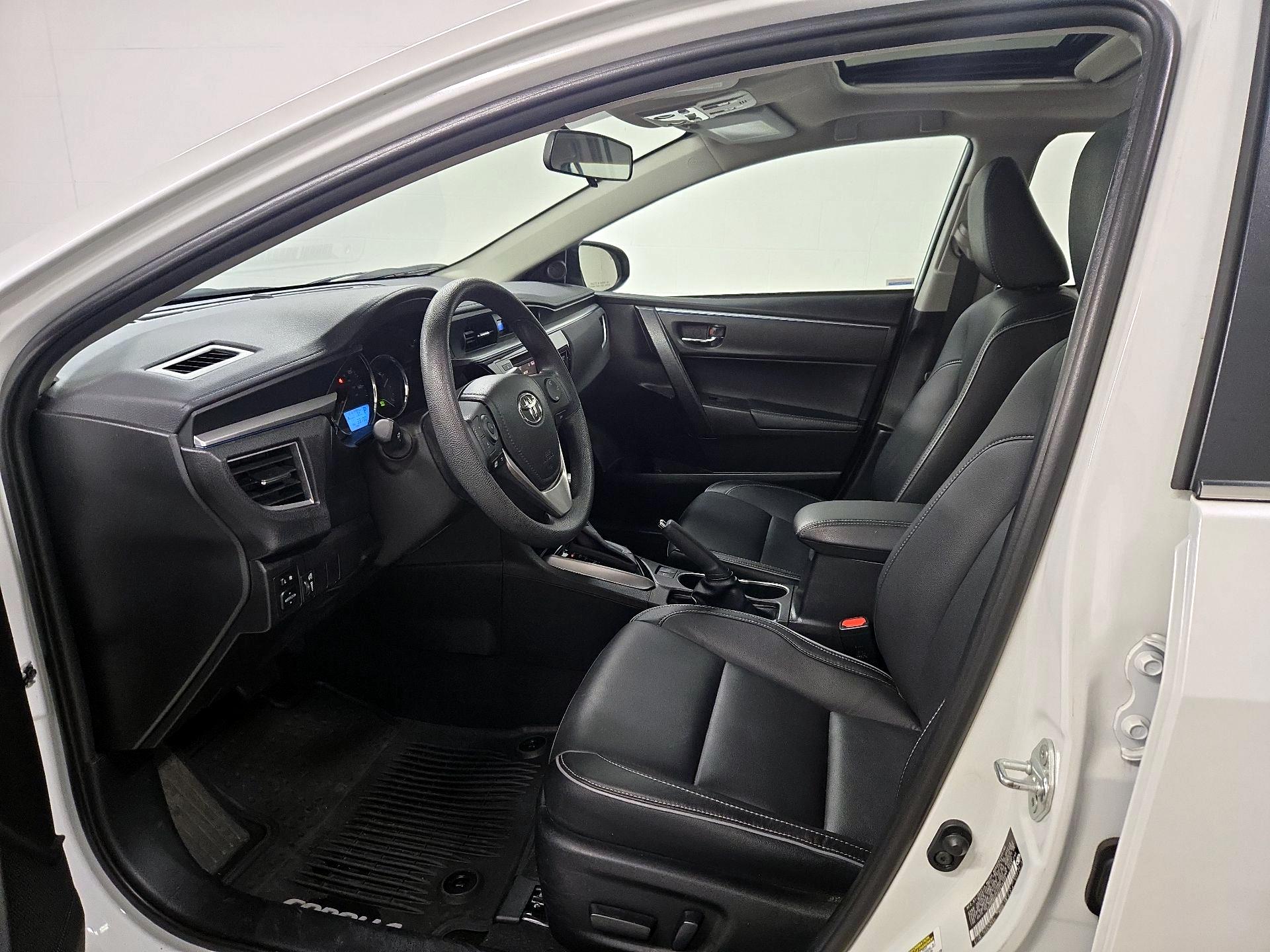 Thumbnail: 2016 Toyota Corolla - 11