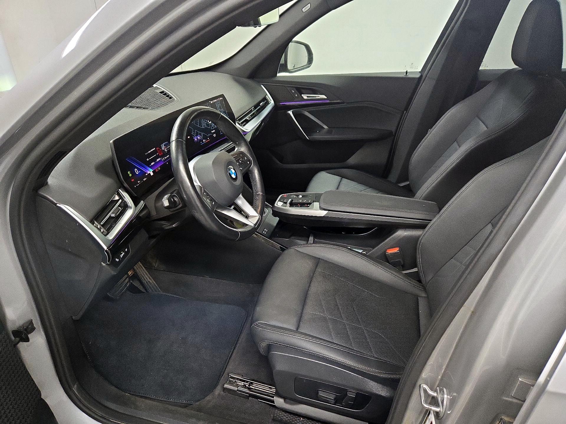 Thumbnail: 2023 BMW X1 - 11