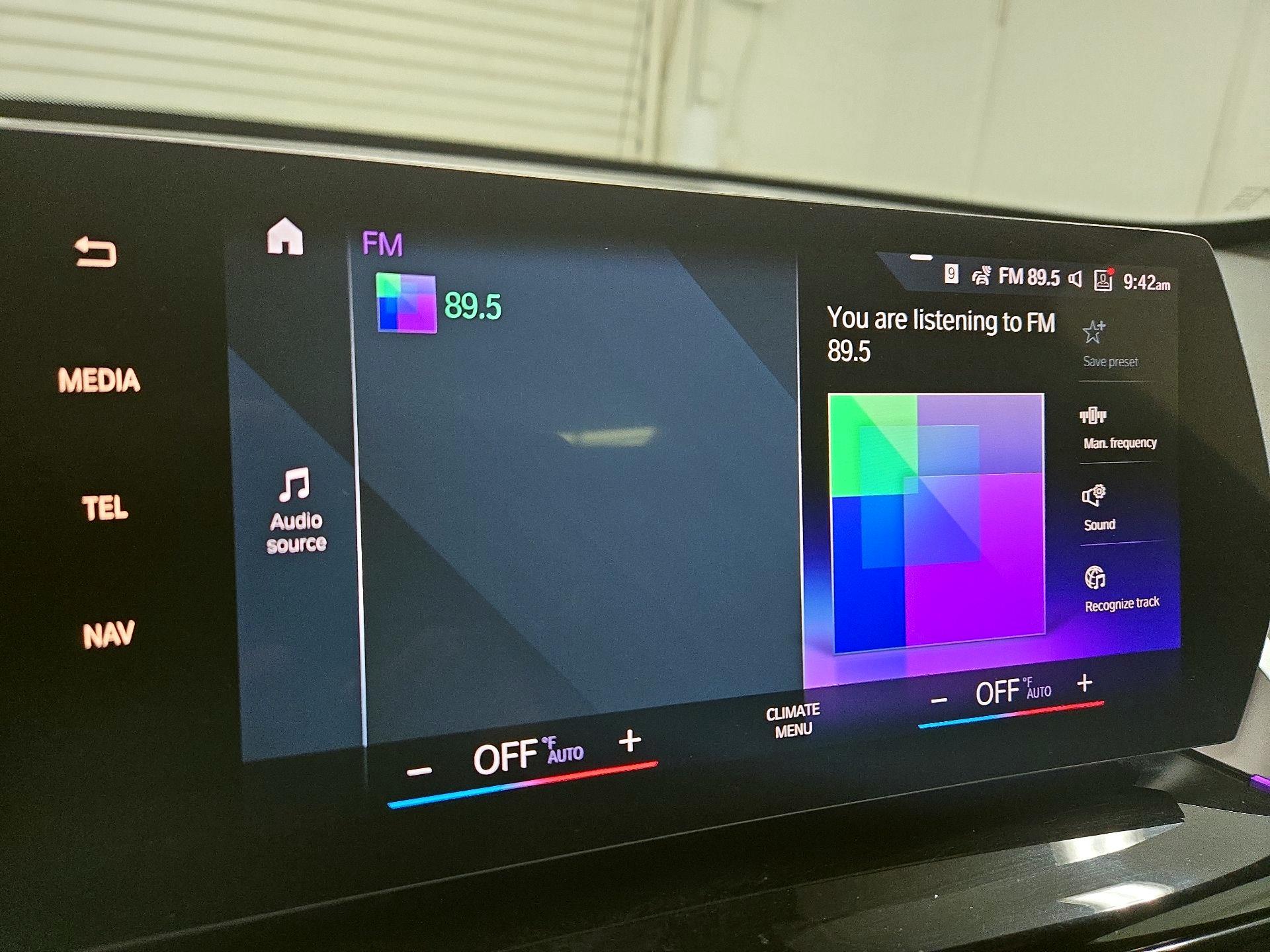 Thumbnail: 2023 BMW X1 - 16