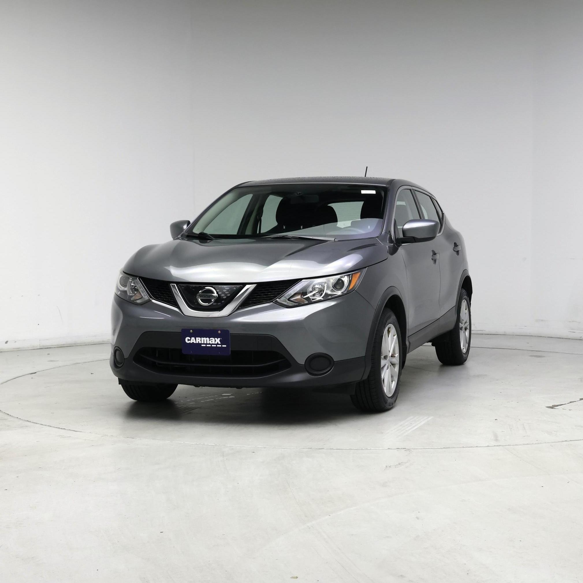 Thumbnail: 2018 Nissan Rogue Sport - 4