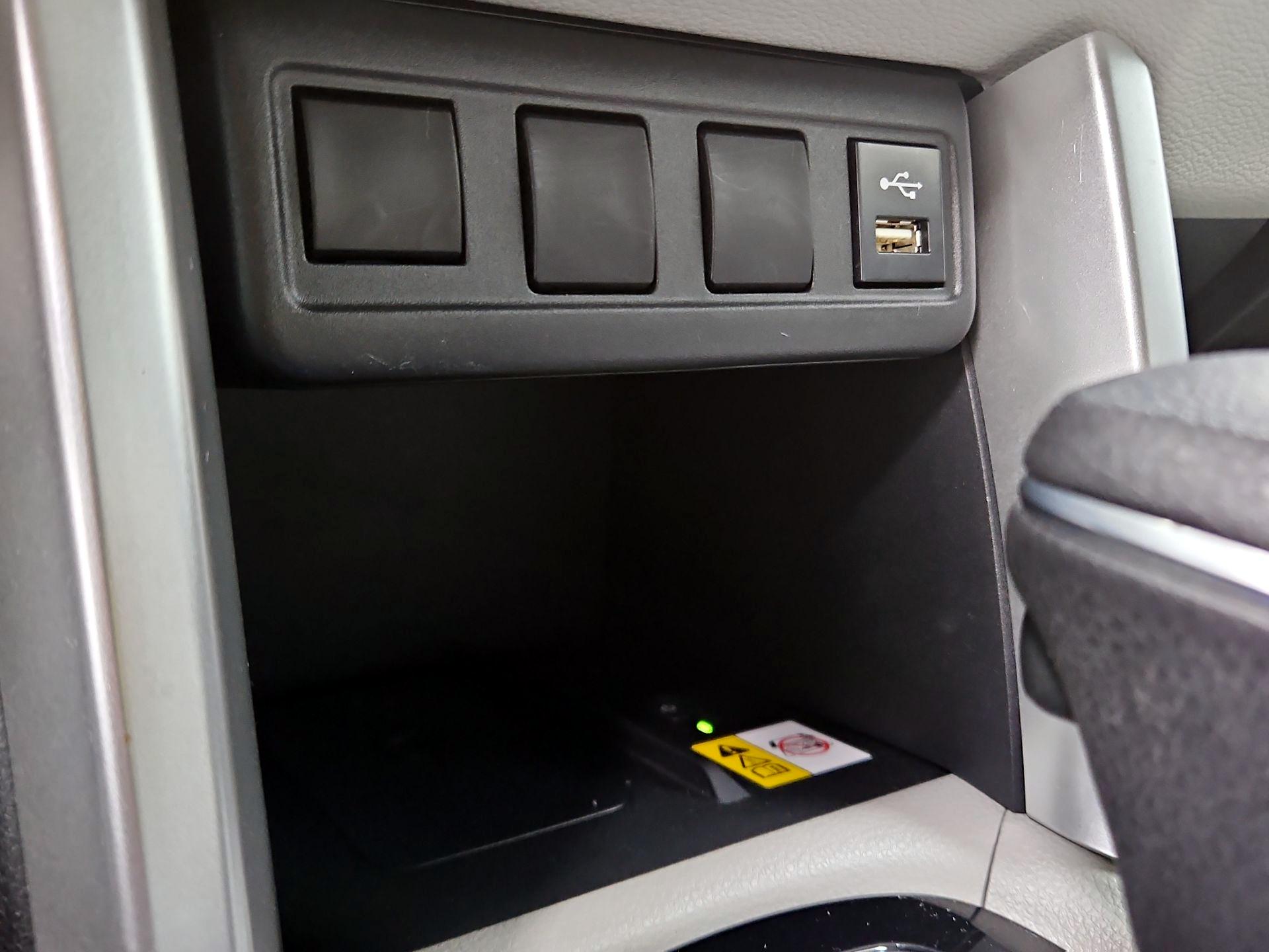 Thumbnail: 2022 Toyota Corolla Cross - 18