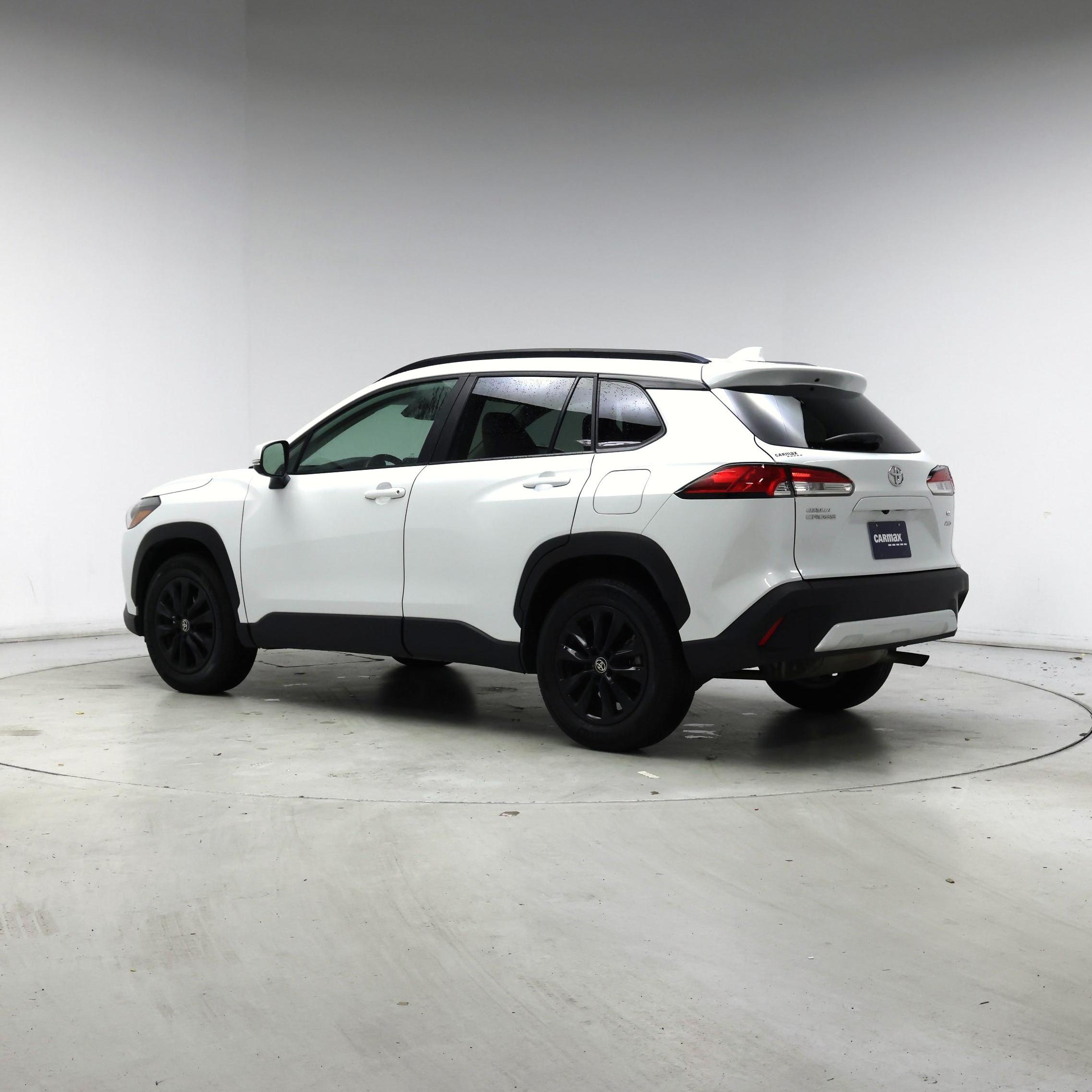 Thumbnail: 2022 Toyota Corolla Cross - 2