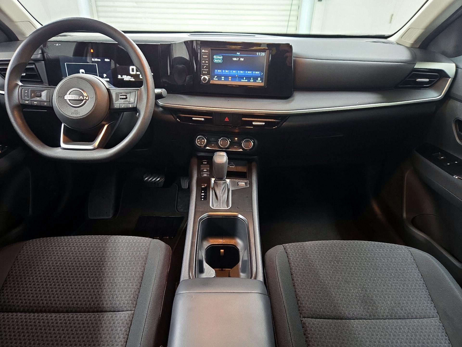 Thumbnail: 2025 Nissan Kicks - 9