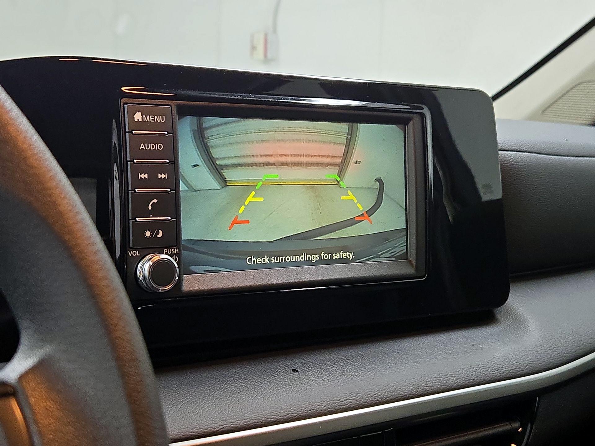 Thumbnail: 2025 Nissan Kicks - 13