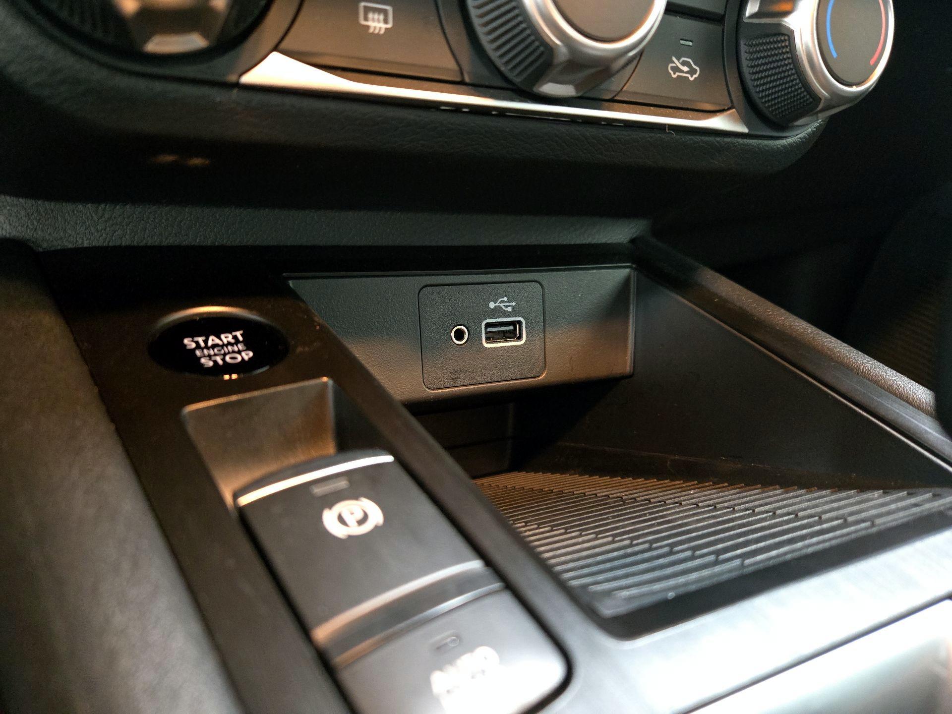 Thumbnail: 2025 Nissan Kicks - 17