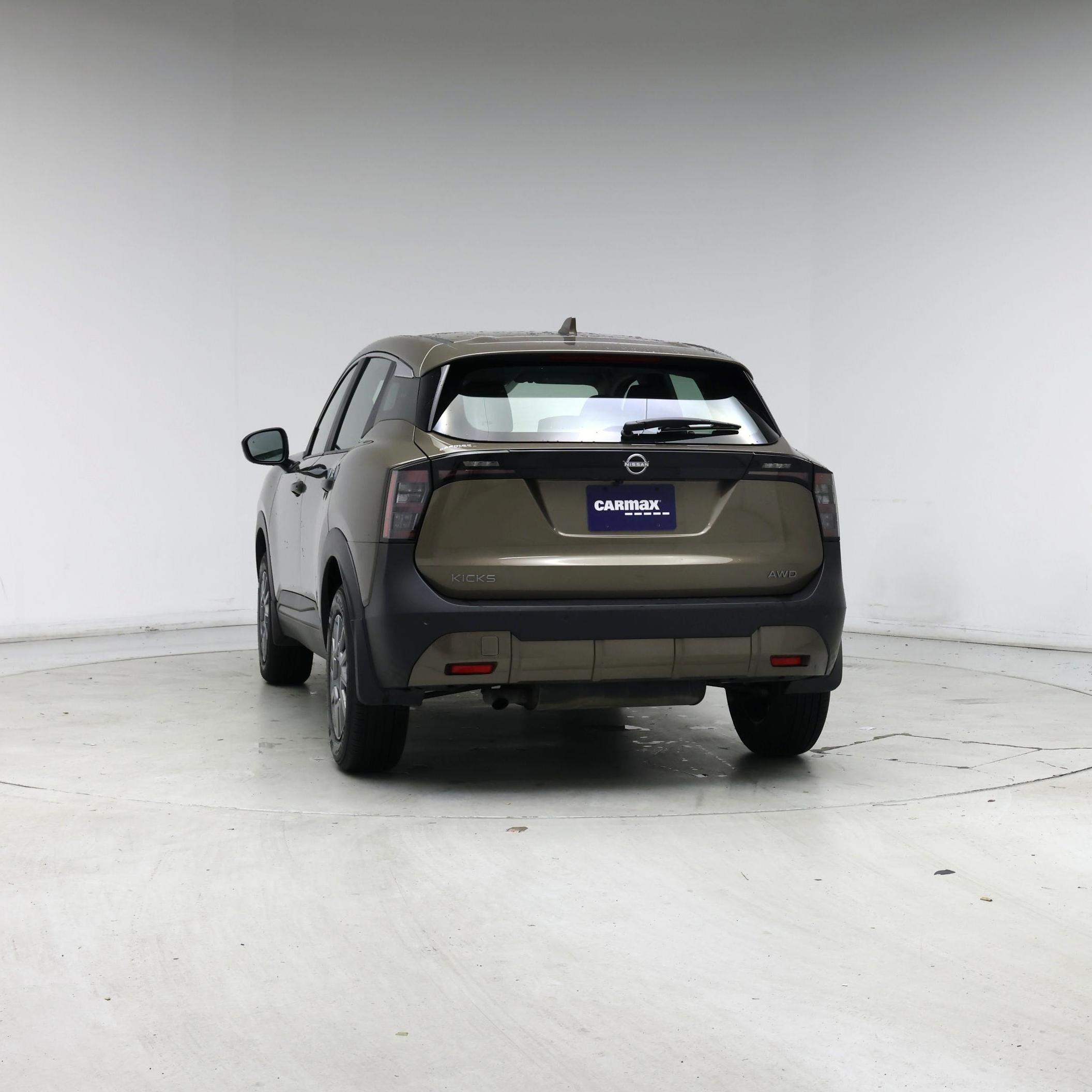 Thumbnail: 2025 Nissan Kicks - 6