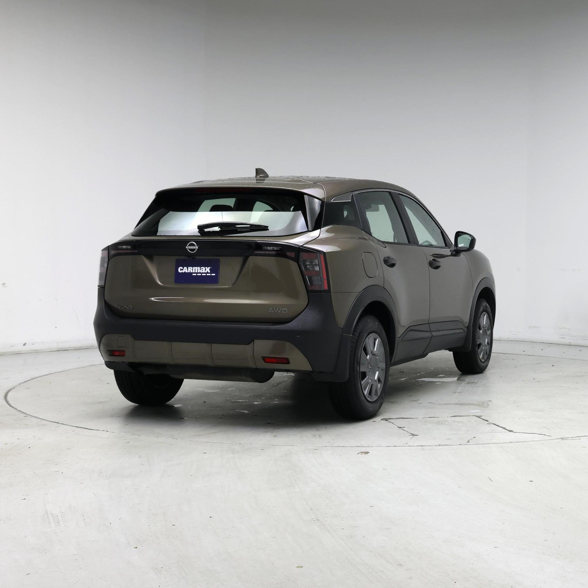 Thumbnail: 2025 Nissan Kicks - 8