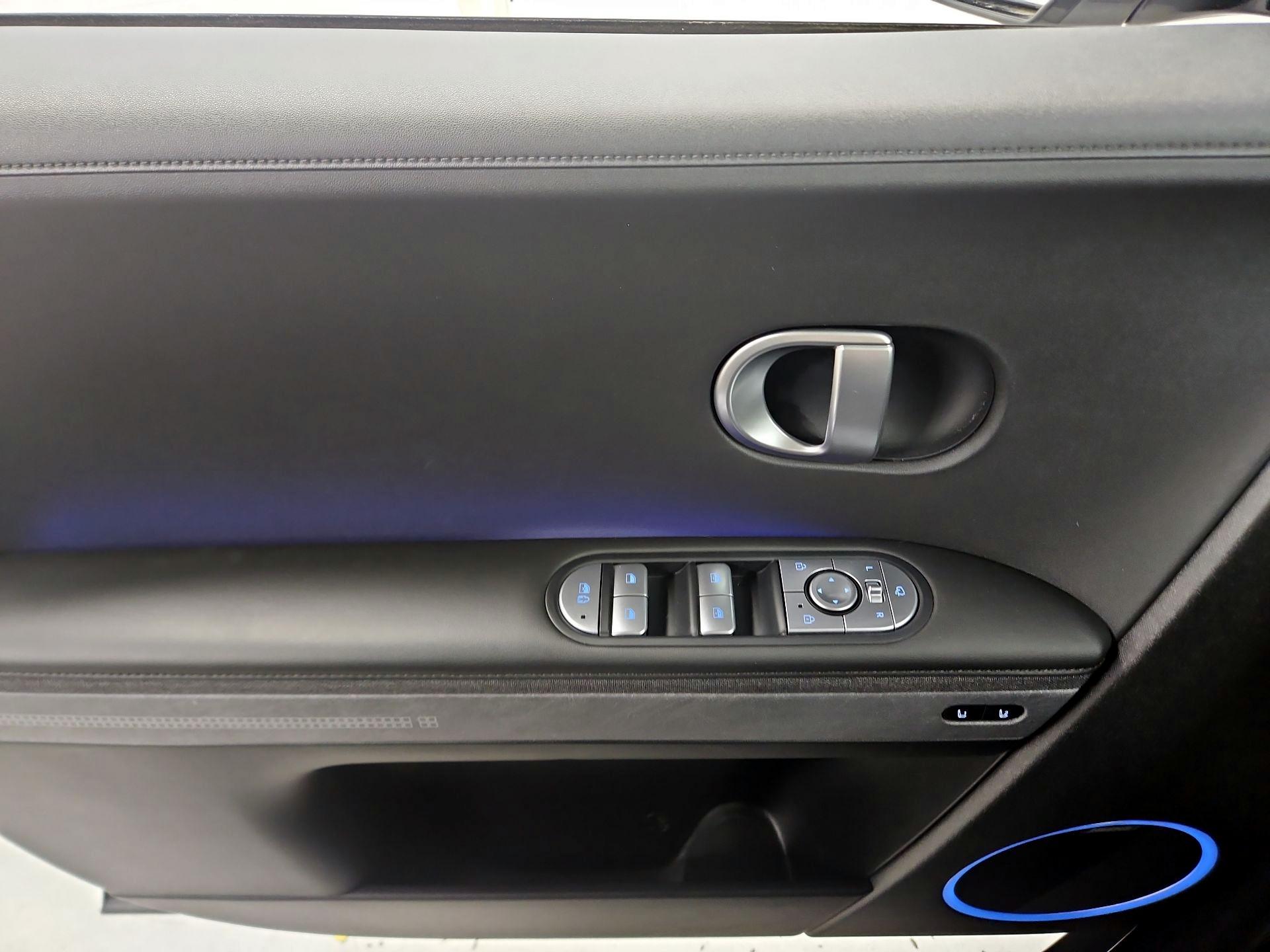 Thumbnail: 2023 Hyundai Ioniq 5 - 12