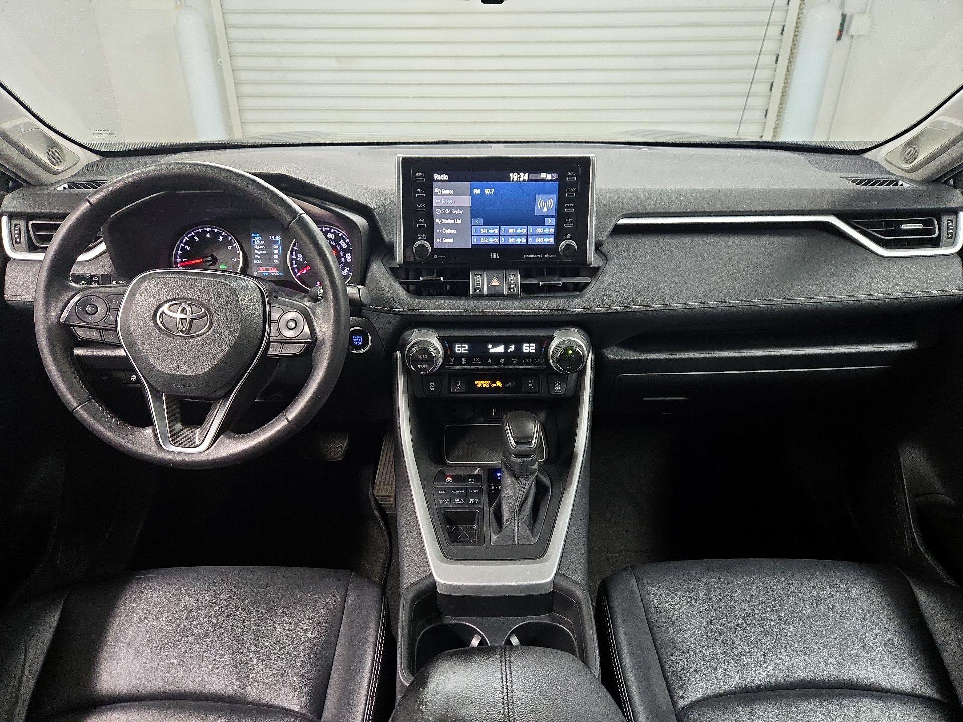 Thumbnail: 2020 Toyota RAV4 - 9