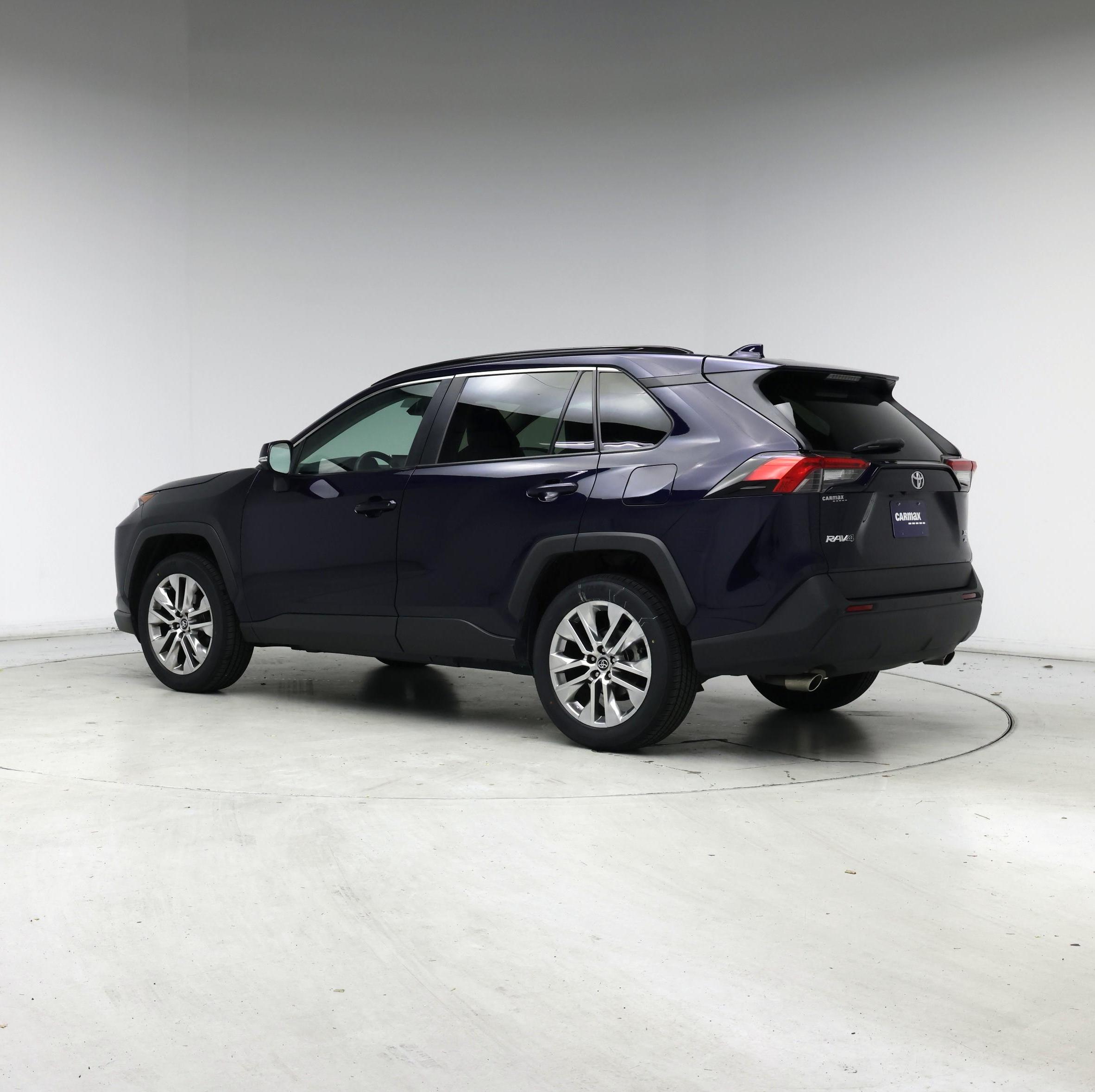 Thumbnail: 2020 Toyota RAV4 - 2