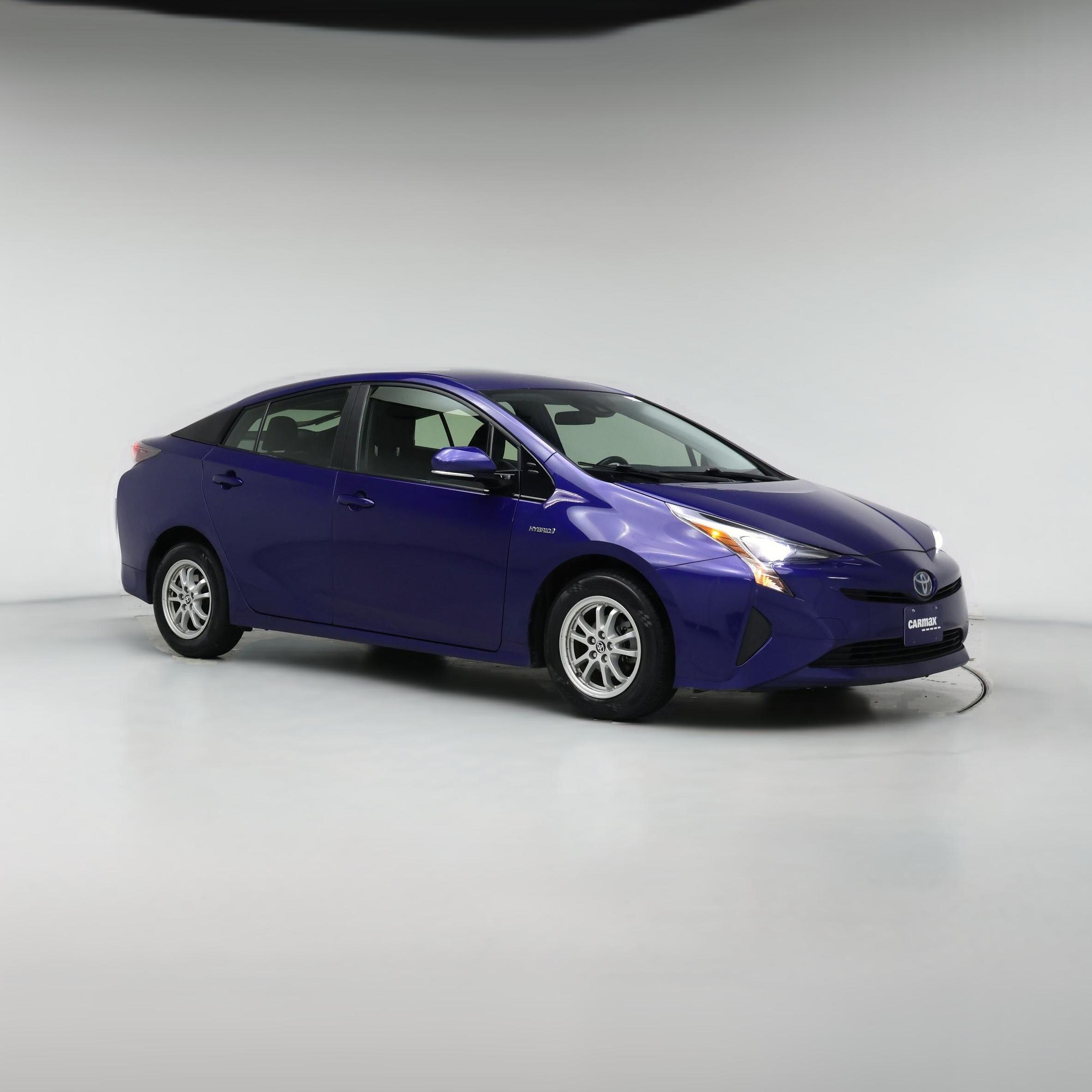 Thumbnail: 2017 Toyota Prius - 1
