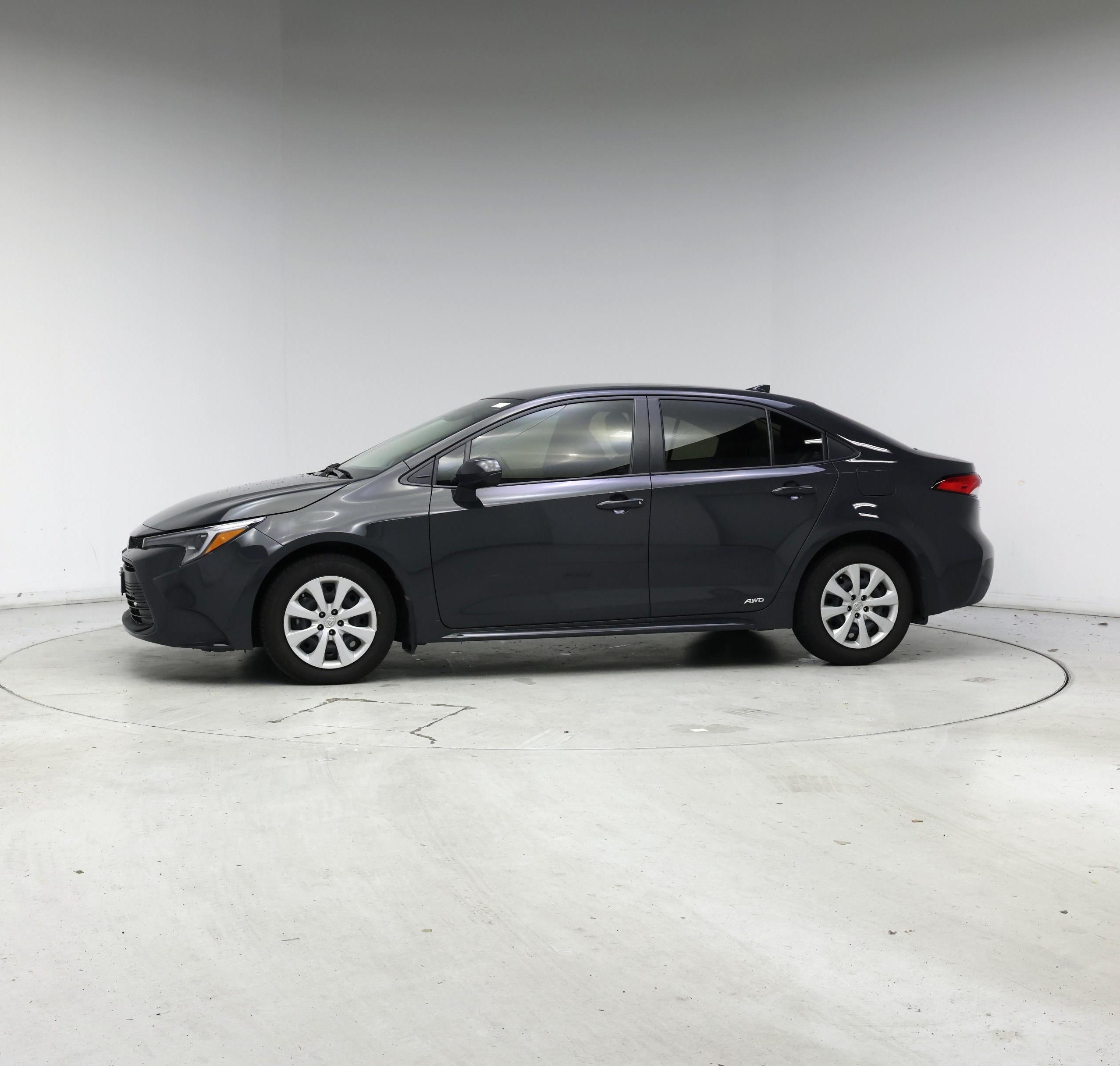 Thumbnail: 2024 Toyota Corolla - 3