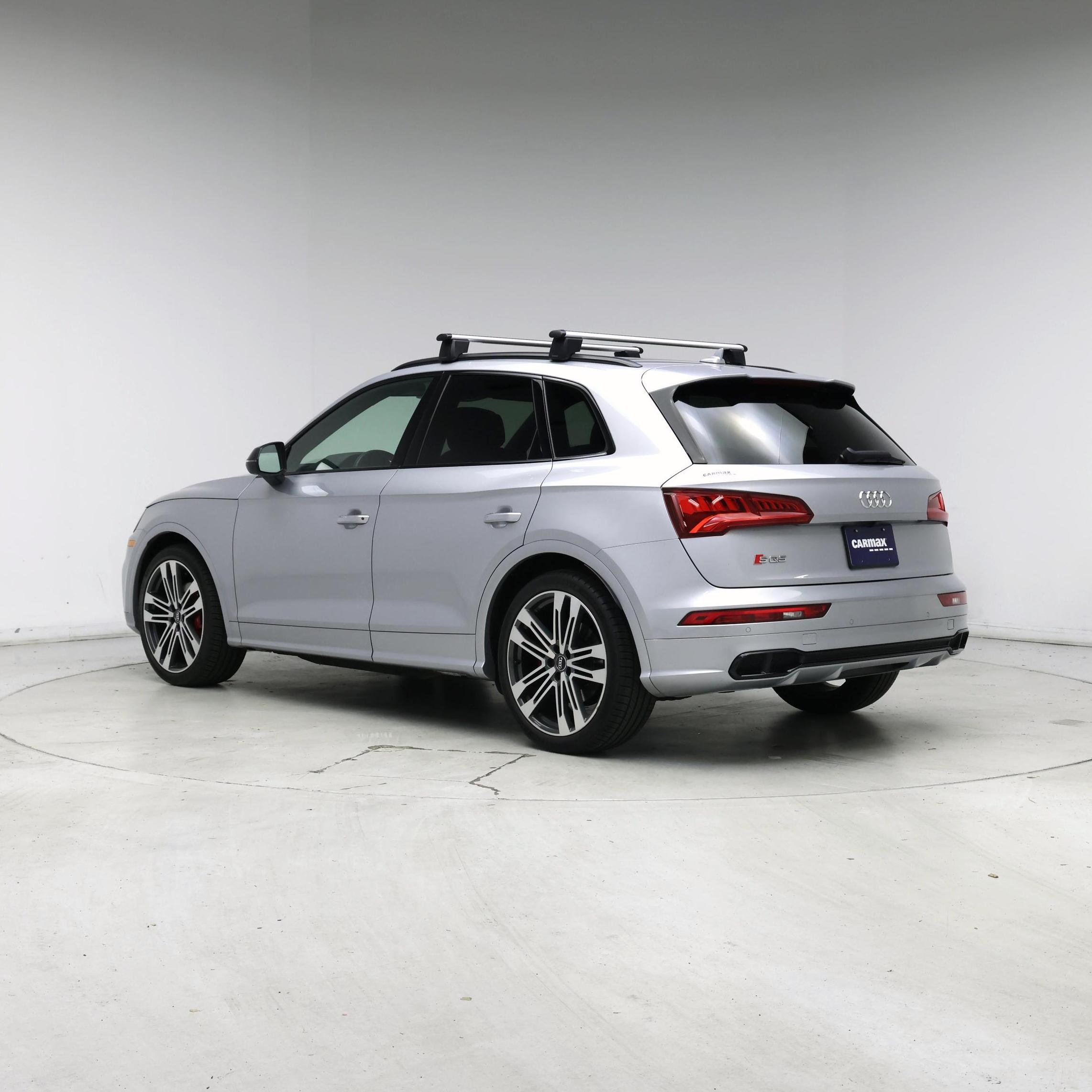 Thumbnail: 2020 Audi SQ5 - 2