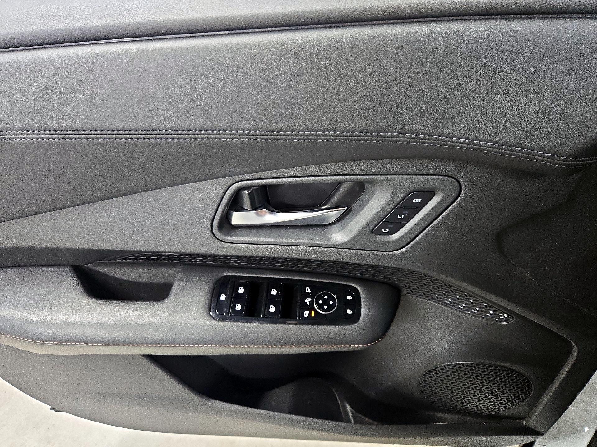 Thumbnail: 2024 Nissan Ariya - 12