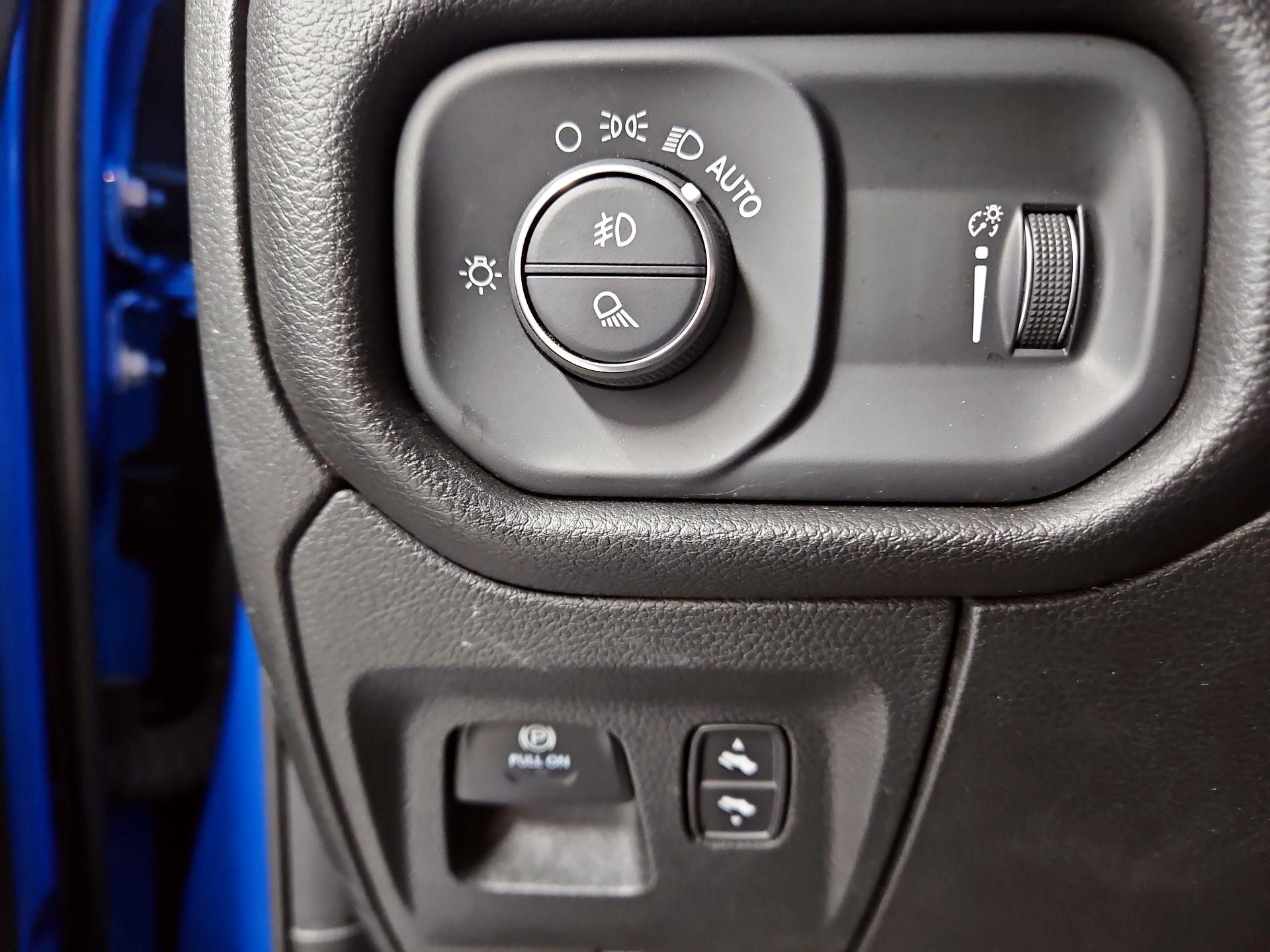 Thumbnail: 2024 RAM 1500 - 13