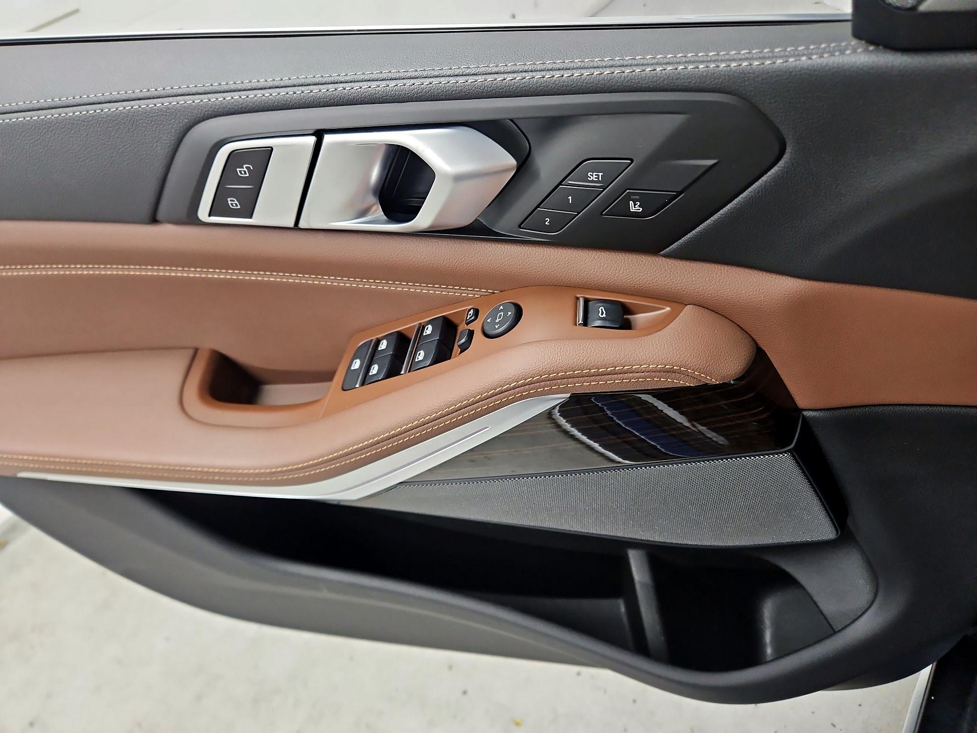 Thumbnail: 2021 BMW X5 - 12